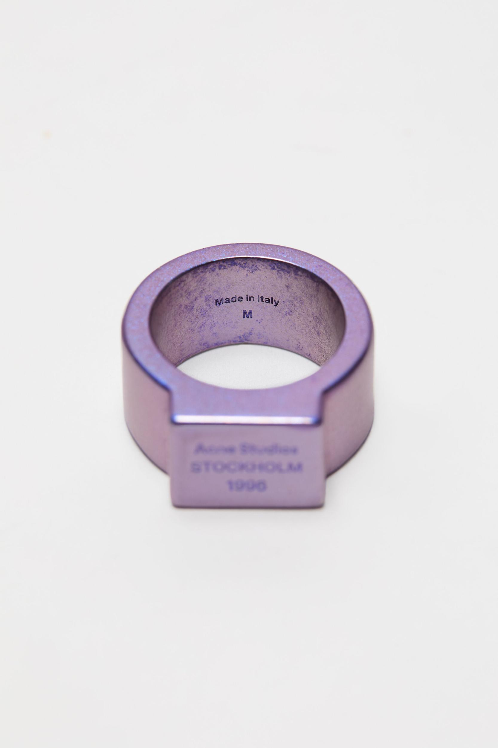 Logo engraved signet ring Product Image