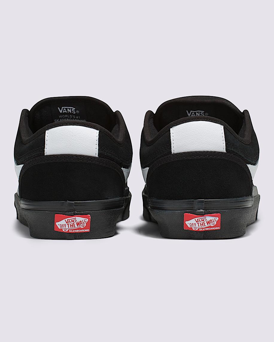 Chukka Low Sidestripe Shoe in Black| Vans US Product Image