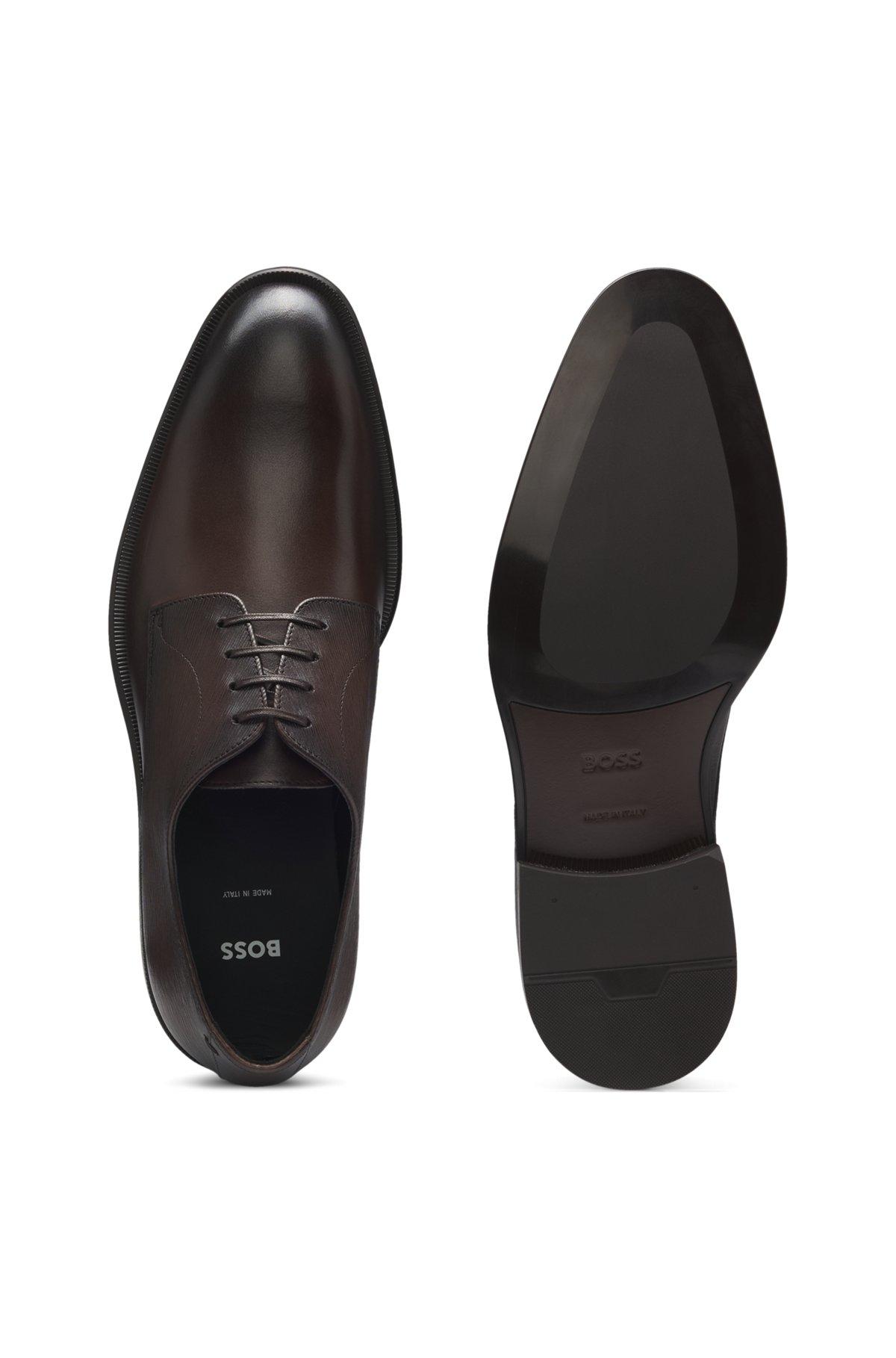Plain and structured Derby shoes in leather Product Image