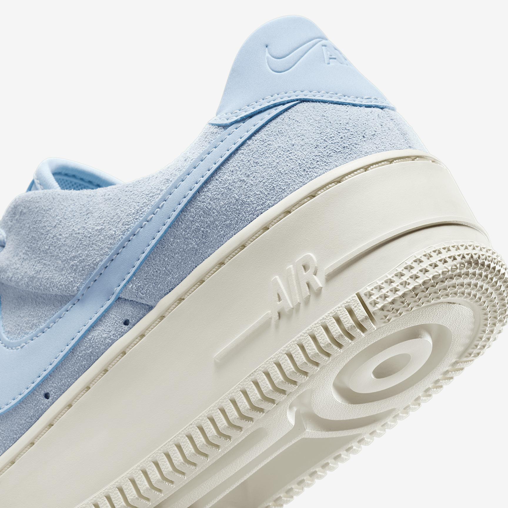 Nike Womens Air Force 1 Sage Low Shoes | AR5339-403 Product Image