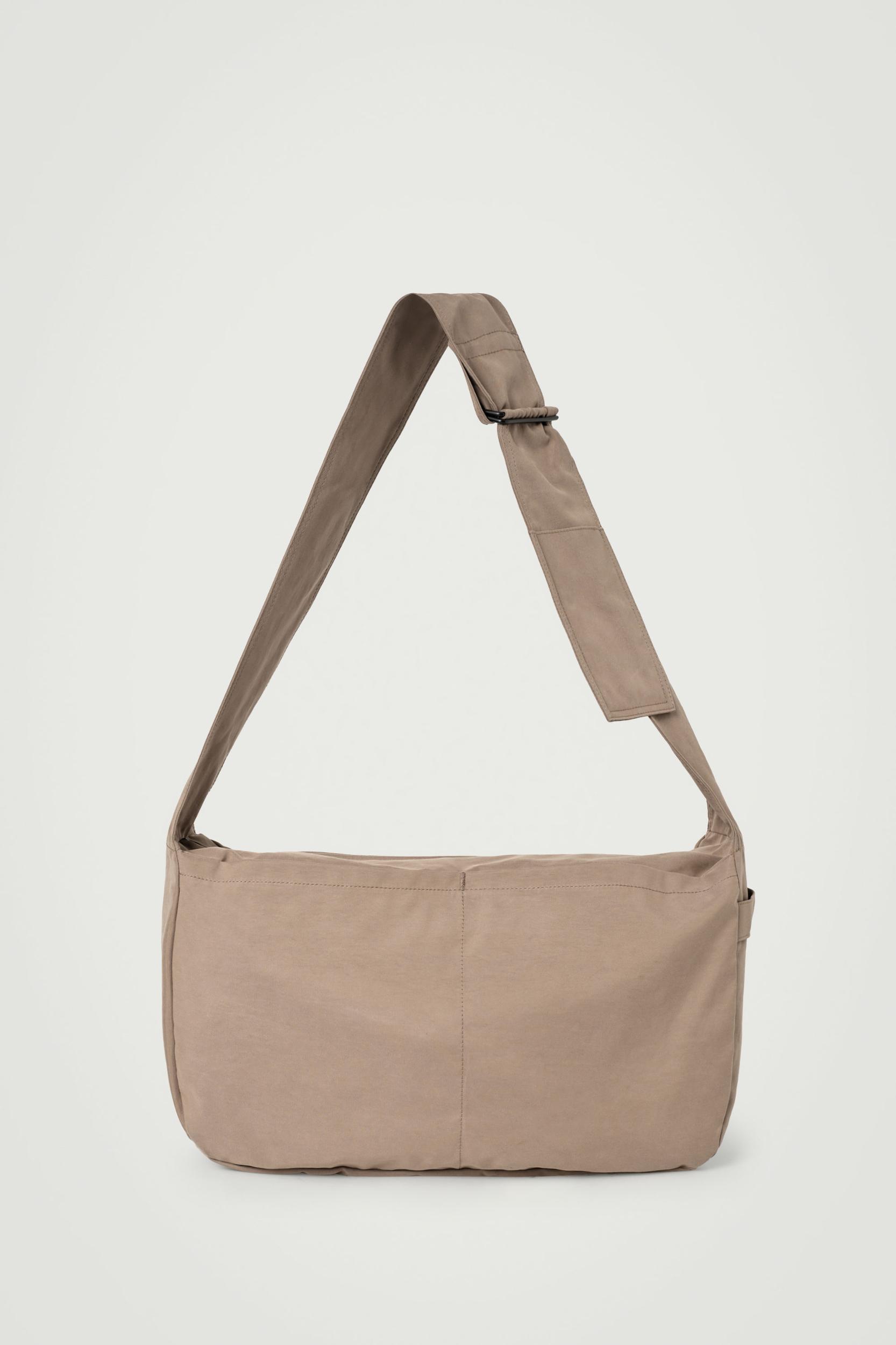 SLOUCHY WATER-REPELLENT CROSSBODY BAG - NYLON Product Image