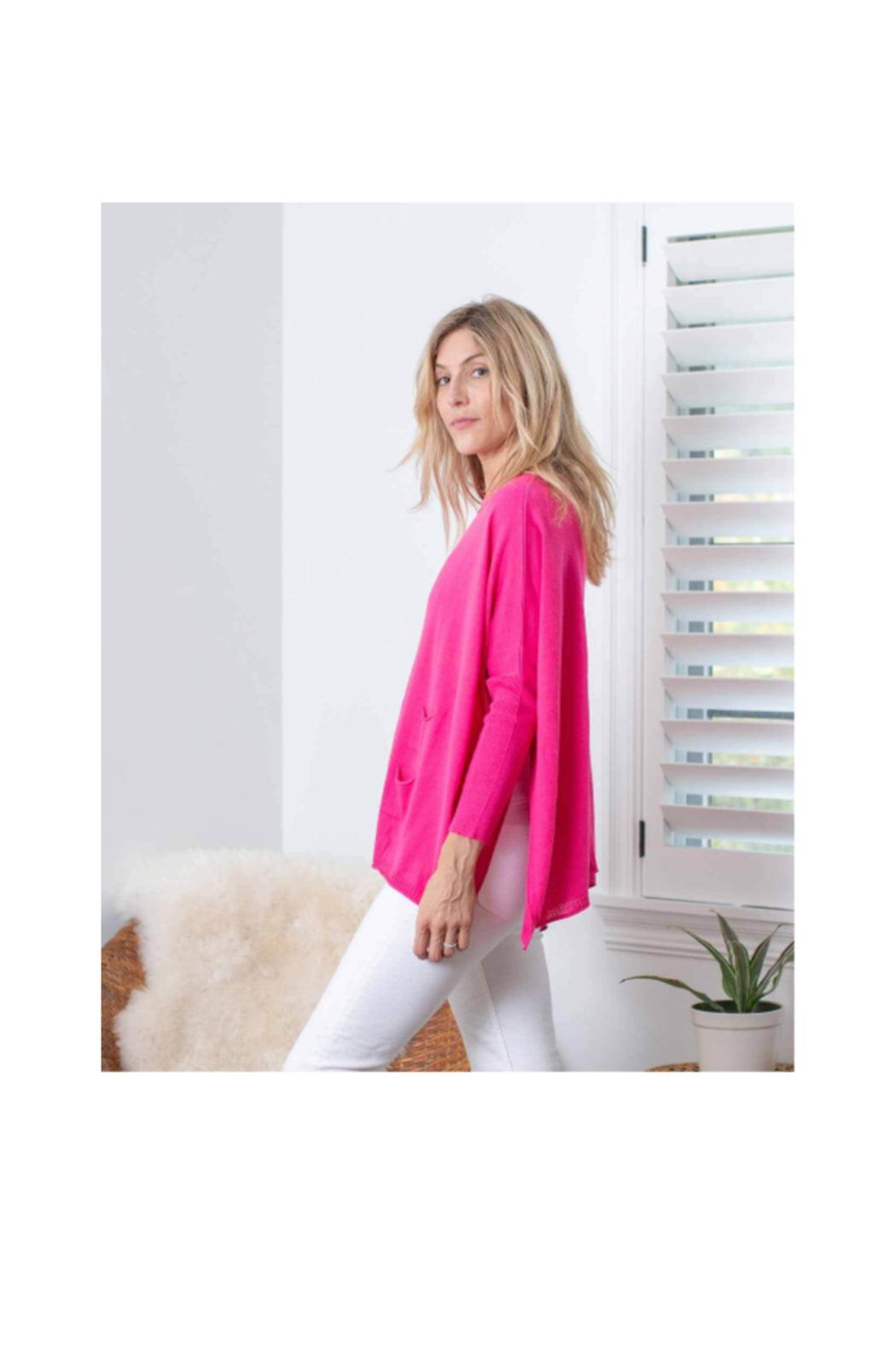 CATALINA CREWNECK MINI POCKET TRAVEL SWEATER Product Image