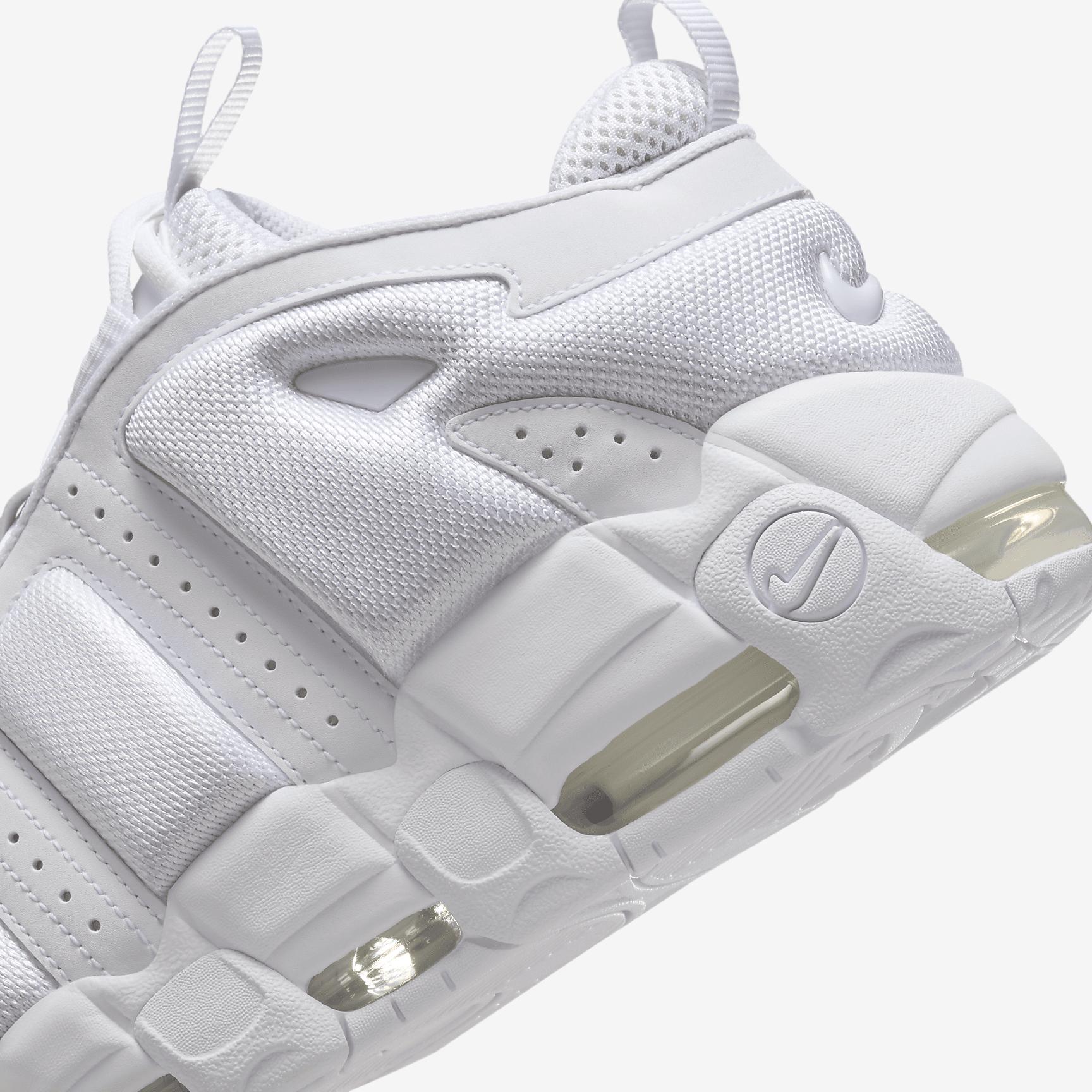 Nike Men's Air More Uptempo Low Shoes Product Image