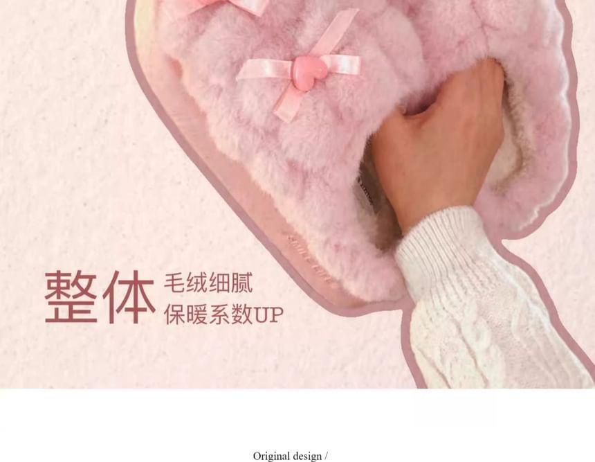 Heart Bow Fluffy Slippers Product Image