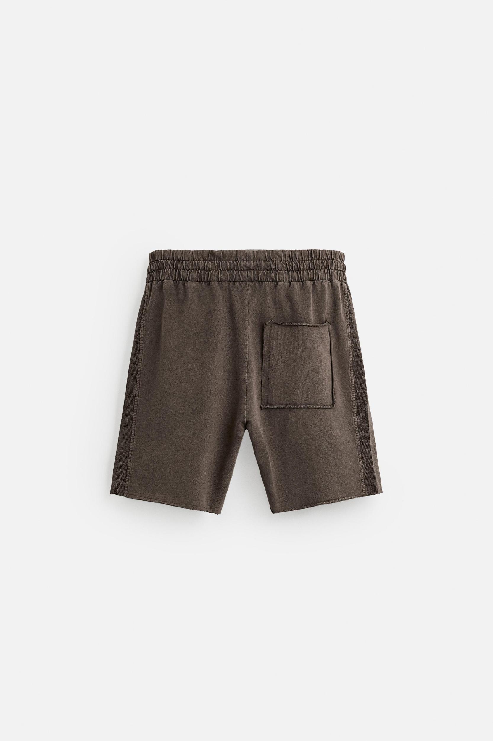 WASHED RELAXED FIT SHORTS Product Image