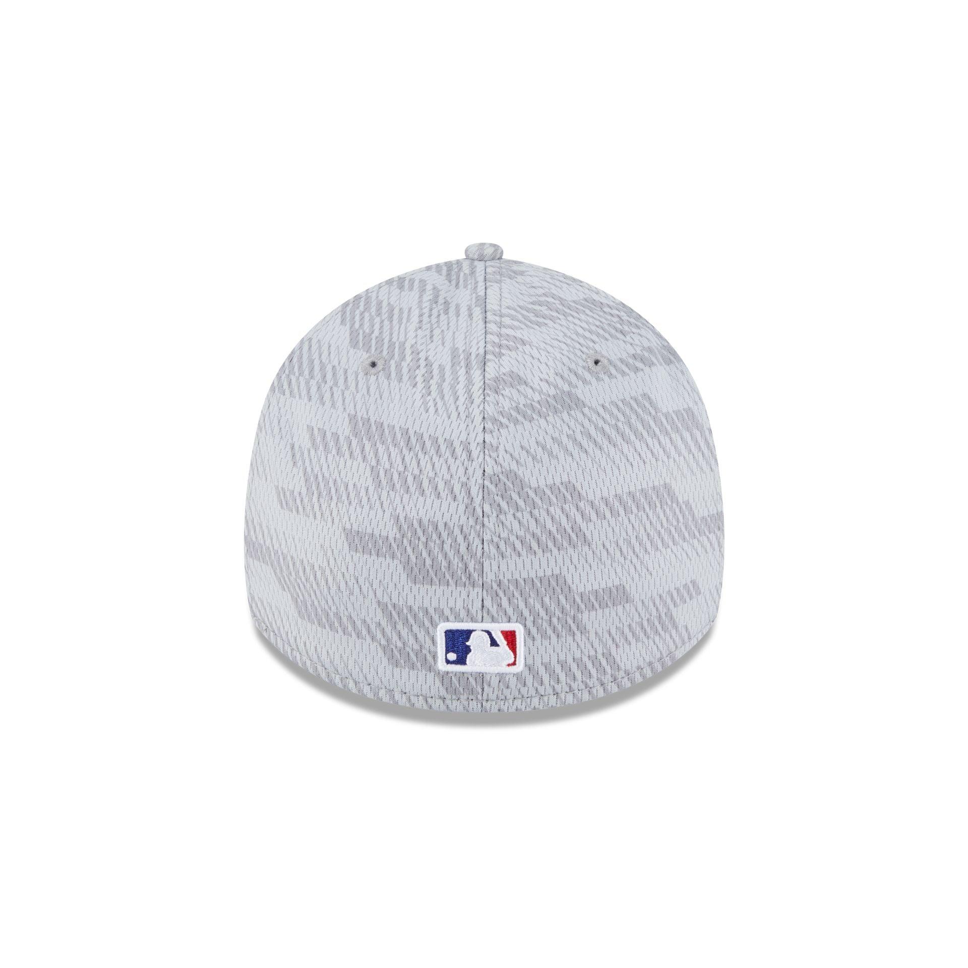 Los Angeles Dodgers 2025 Clubhouse Gray 39THIRTY Stretch Fit Male Product Image