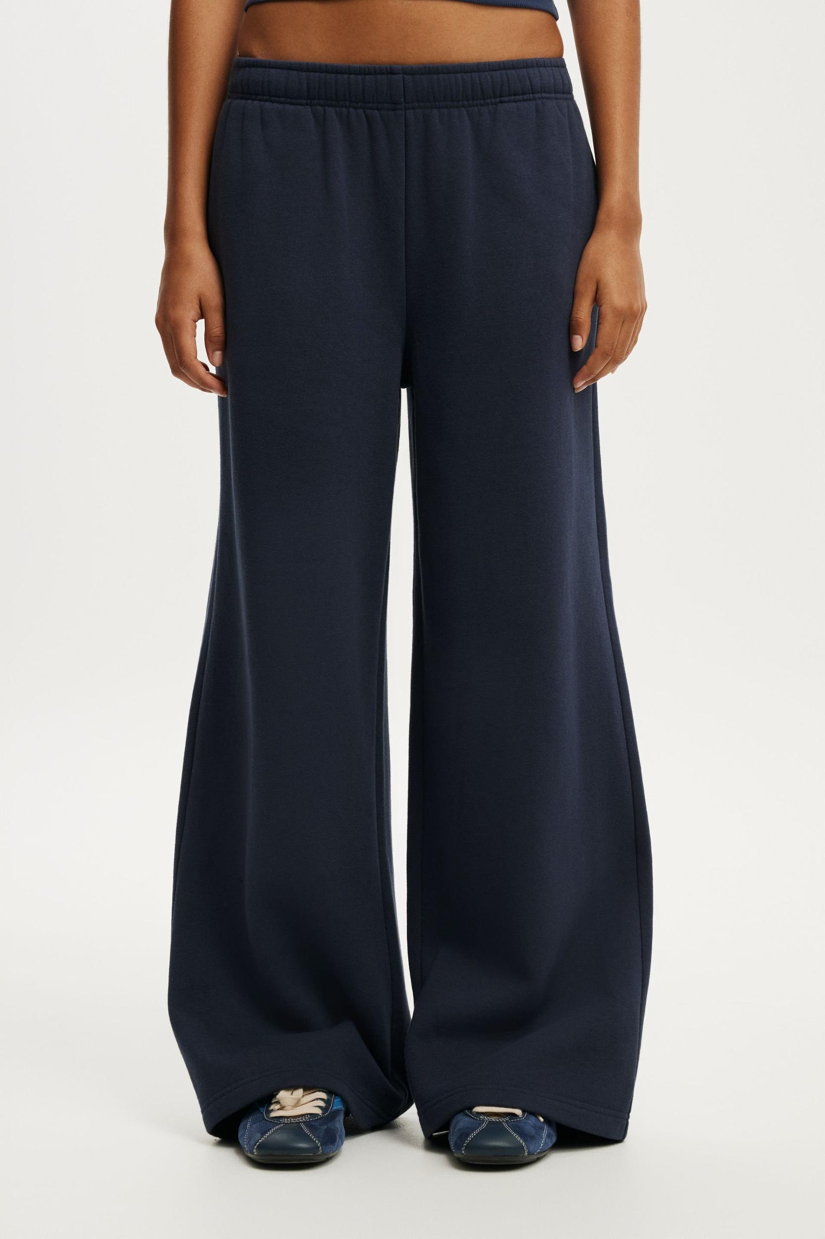 Baggy Sweatpant Product Image