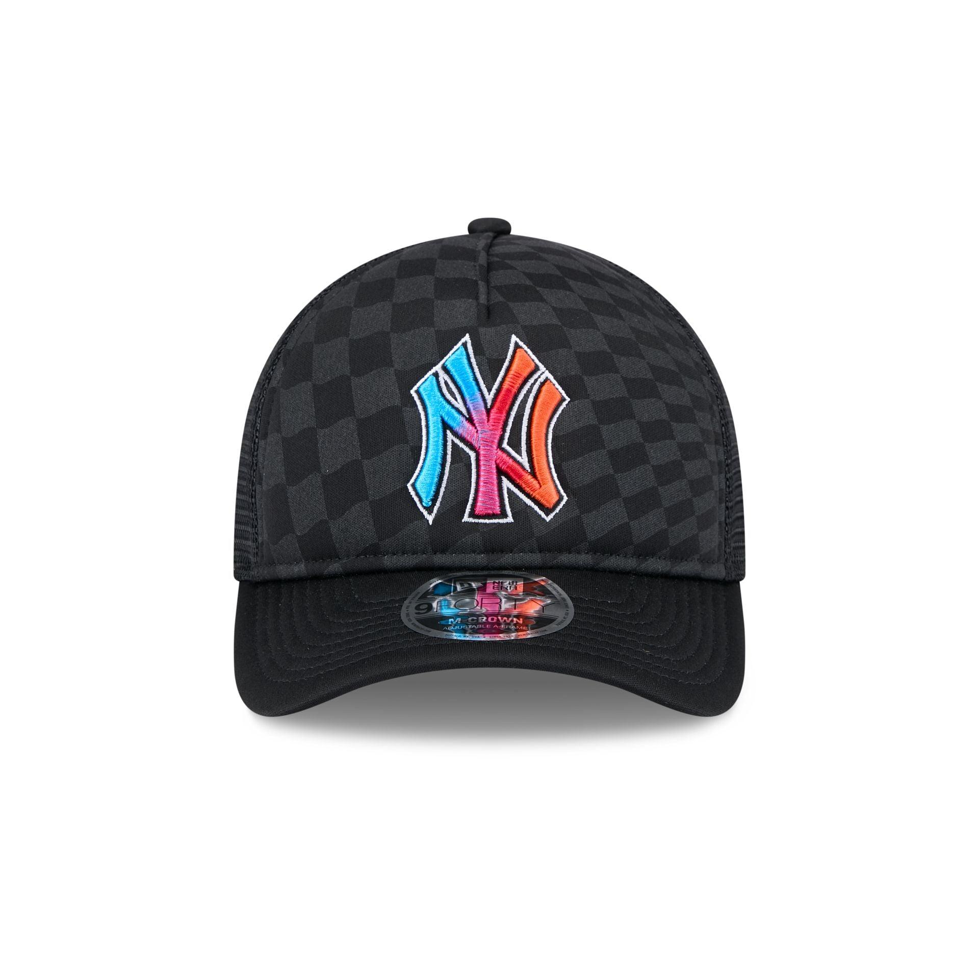 New York Yankees Gradient Raceway 9FORTY M-Crown A-Frame Trucker Hat Male Product Image