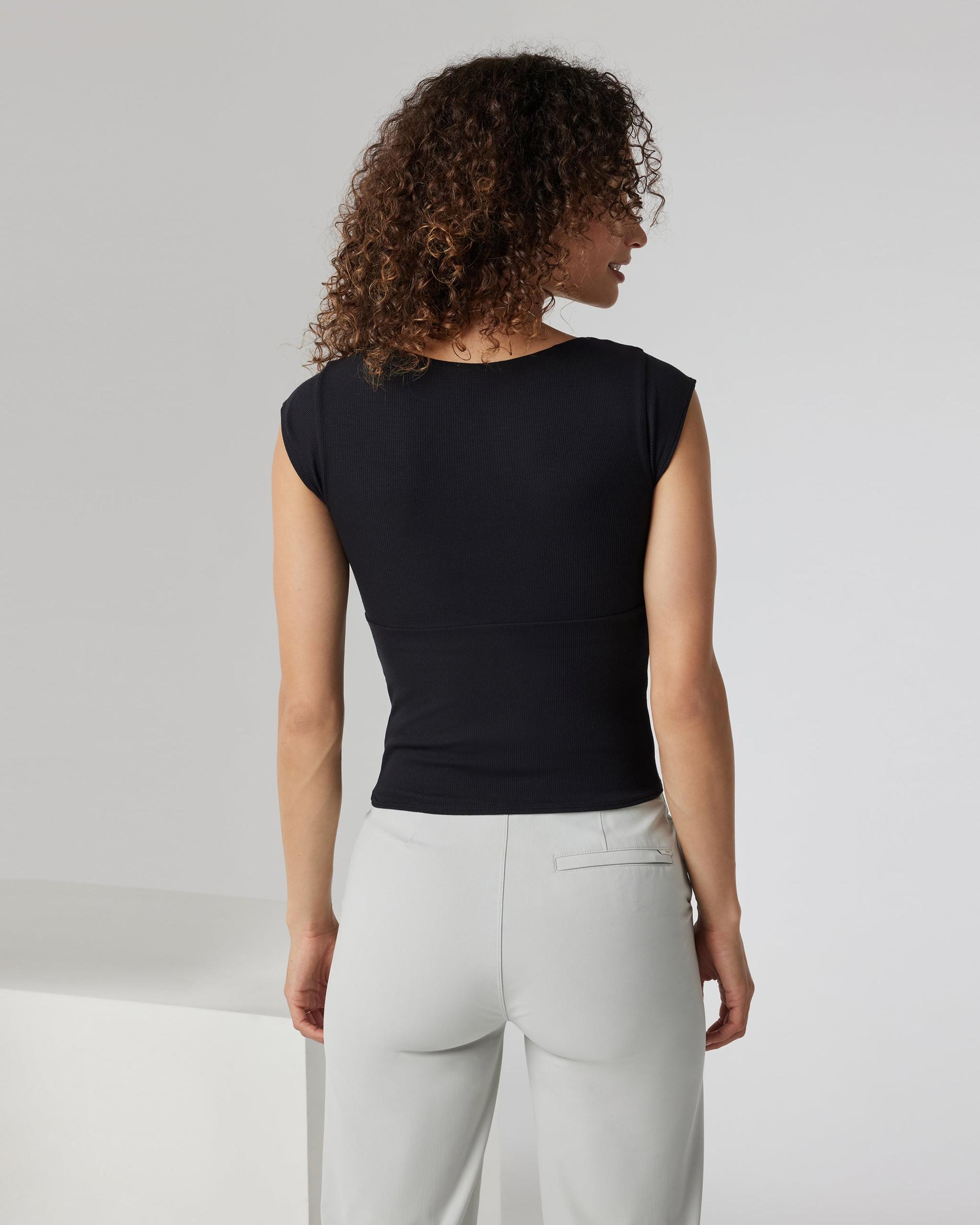 Sleeveless Cove V Neck Product Image