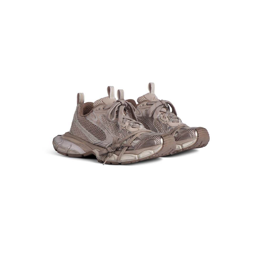 Women's 3xl Sneaker in Taupe Product Image