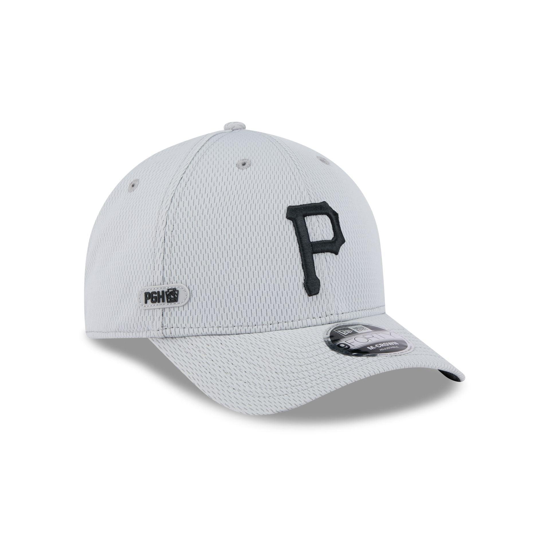 Pittsburgh Pirates 2025 Clubhouse Gray 9FORTY M-Crown Snapback Hat Male Product Image