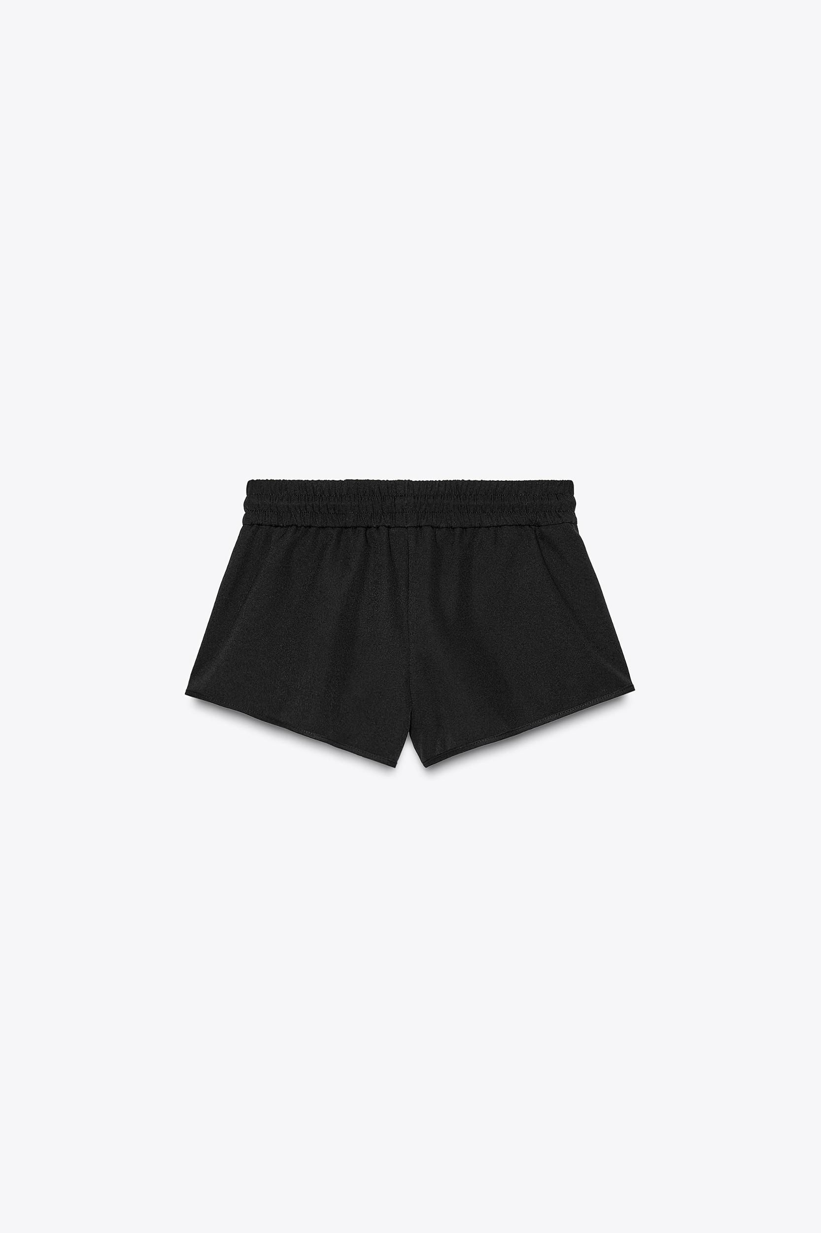 SIDE PIPING SHORTS Product Image