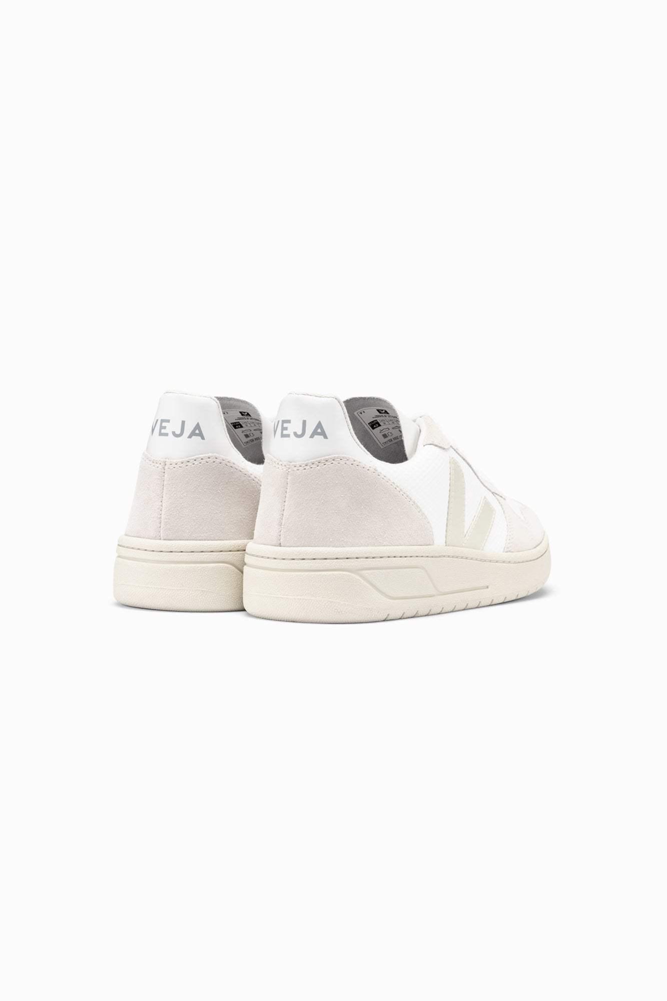 VEJA Women's V-10 - White Natural Pierre Female Product Image