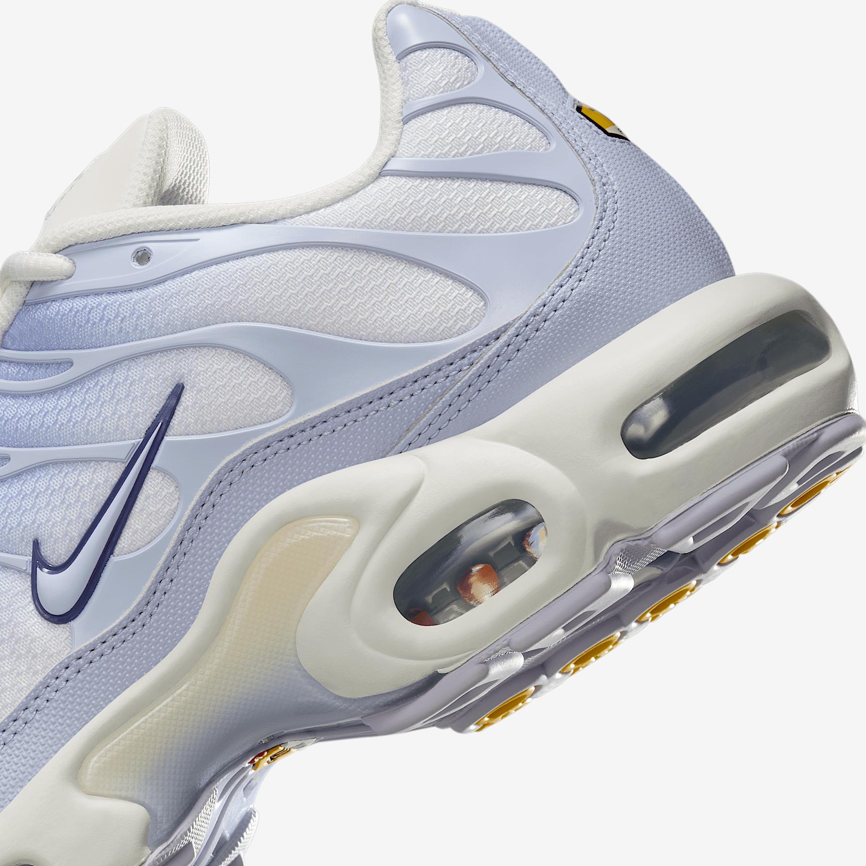 Nike Mens Air Max Plus Shoes | IH0269-030 Product Image