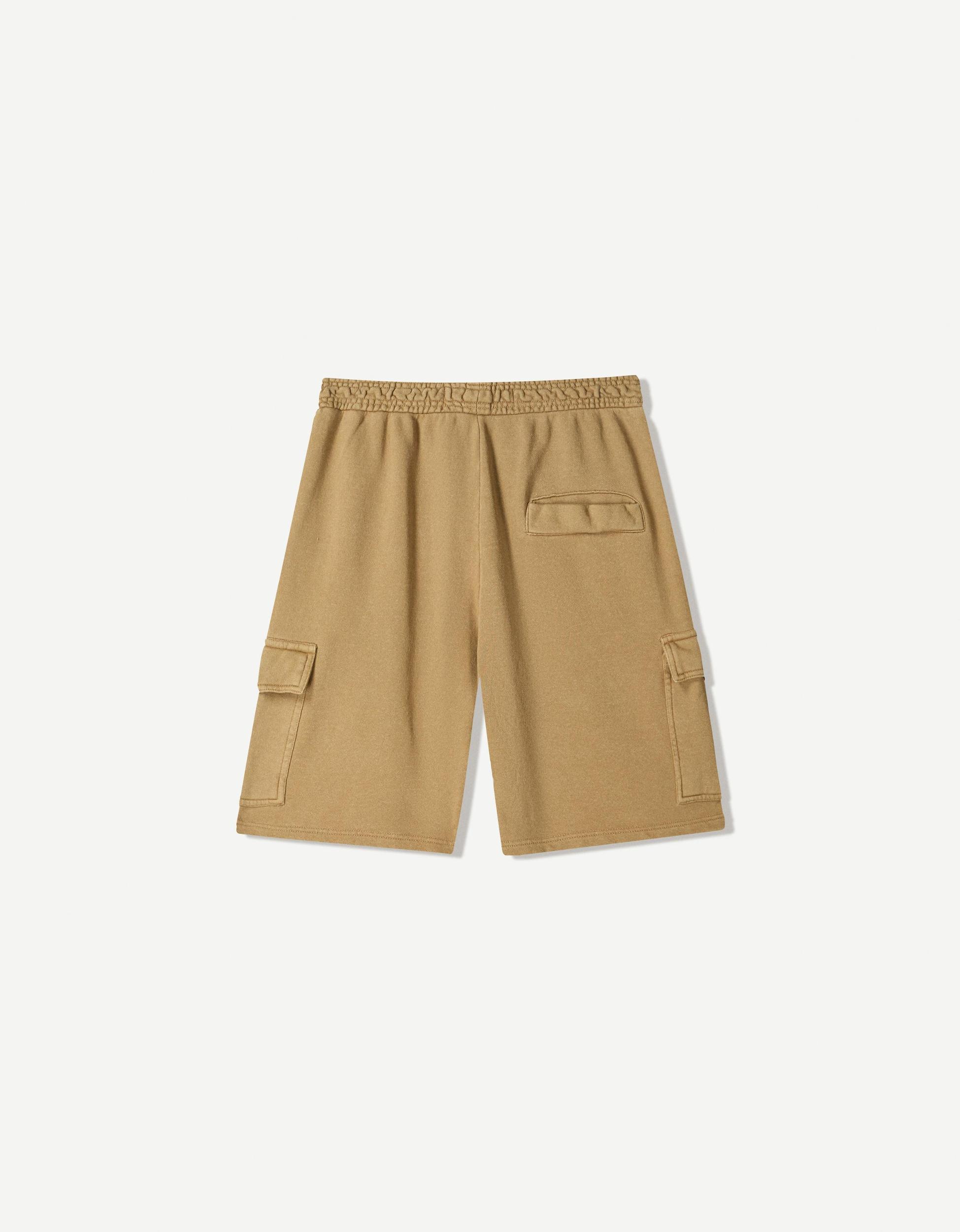 Plush cargo Bermuda shorts Product Image