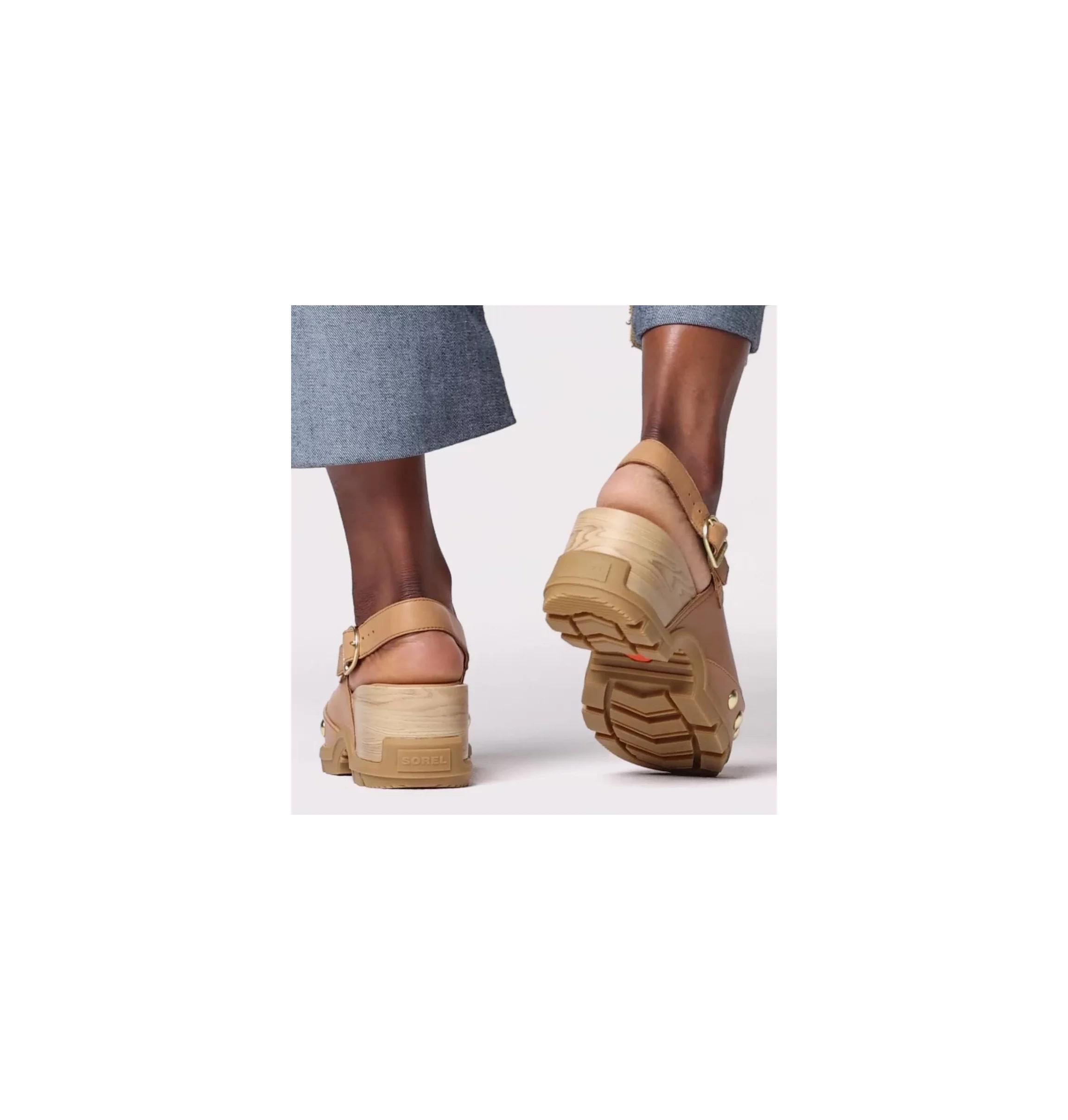 ROAM’N CLOG™ RVT Women's Clog Product Image