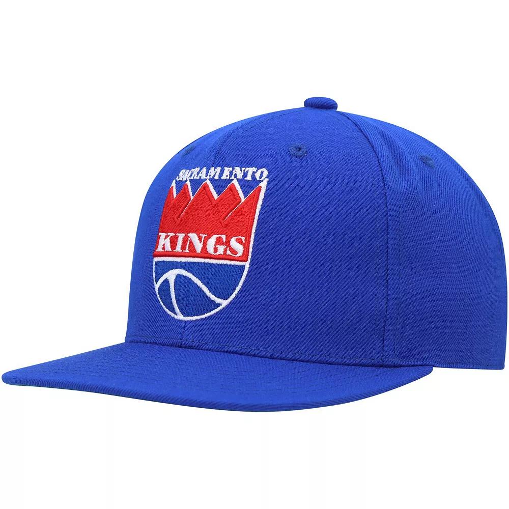 Men's Mitchell & Ness Blue Sacramento Kings Hardwood Classics MVP Team Ground 2.0 Fitted Hat,  Product Image