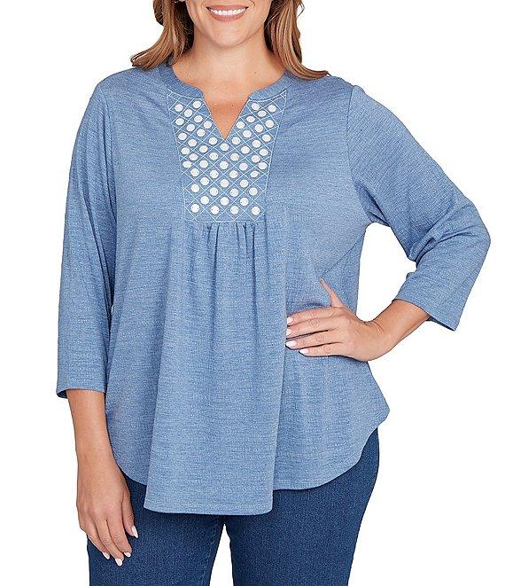 Ruby Rd. Plus Size Textured Knit Split V-Neck 3/4 Sleeve Top Product Image