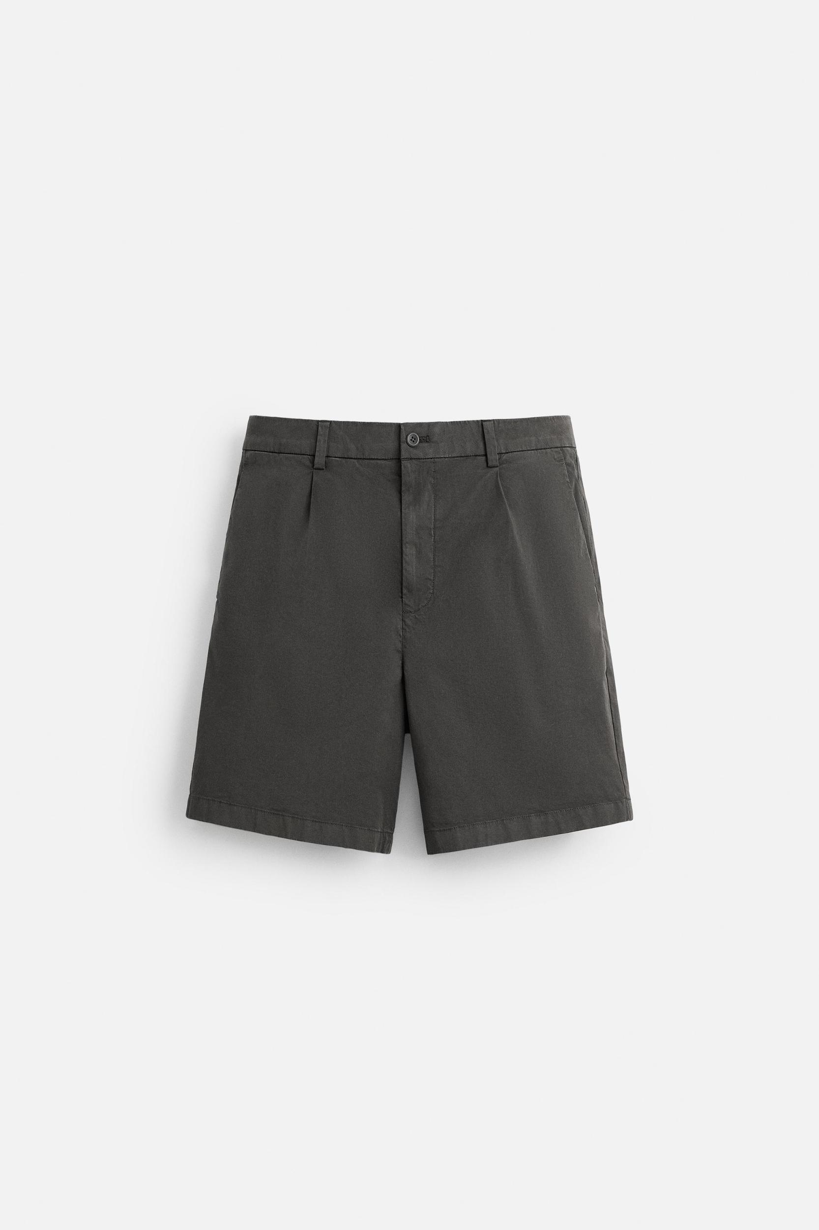 REGULAR FIT PLEATED BERMUDA SHORTS Product Image