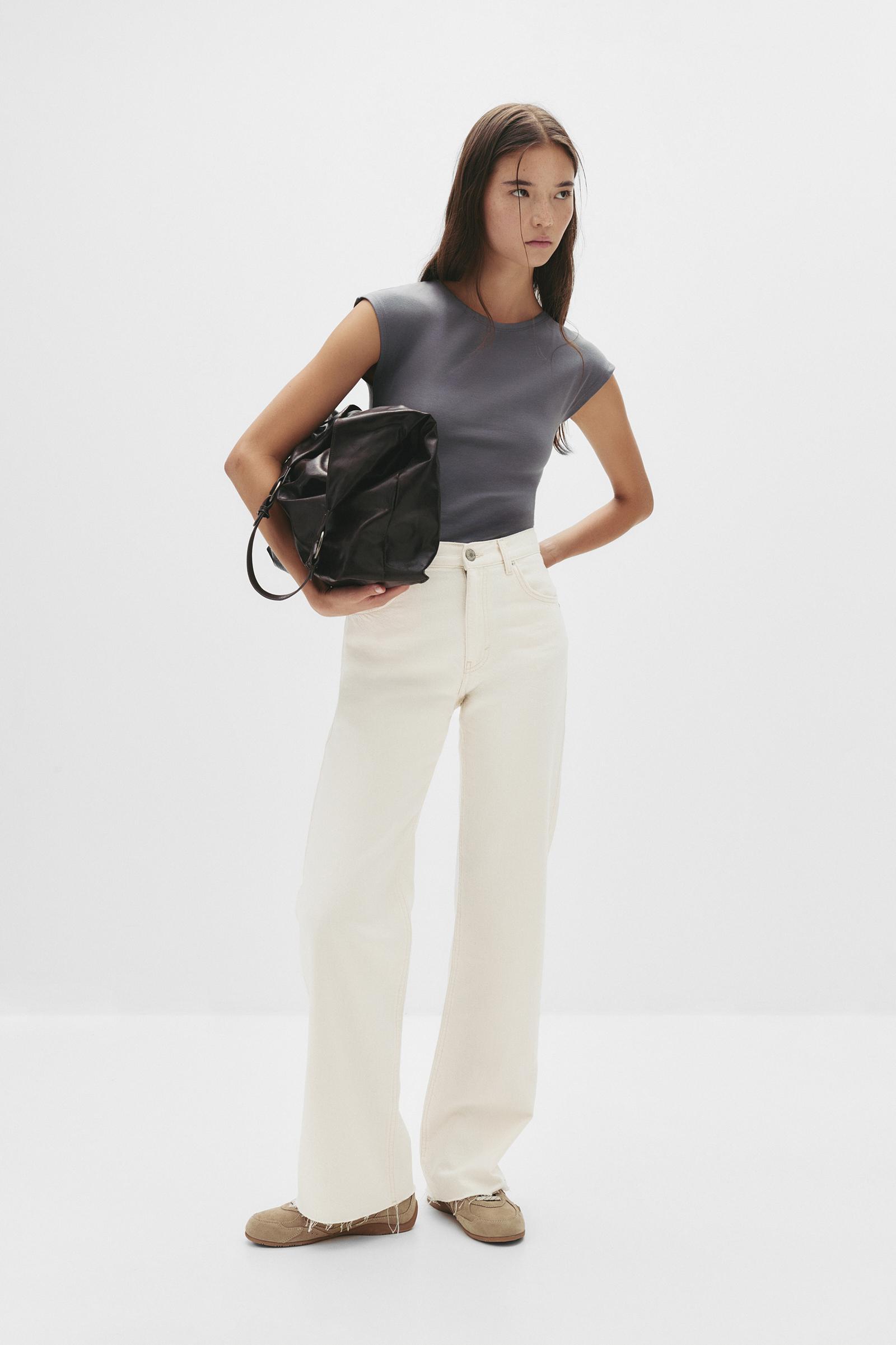 Straight-leg high-waist jeans Product Image