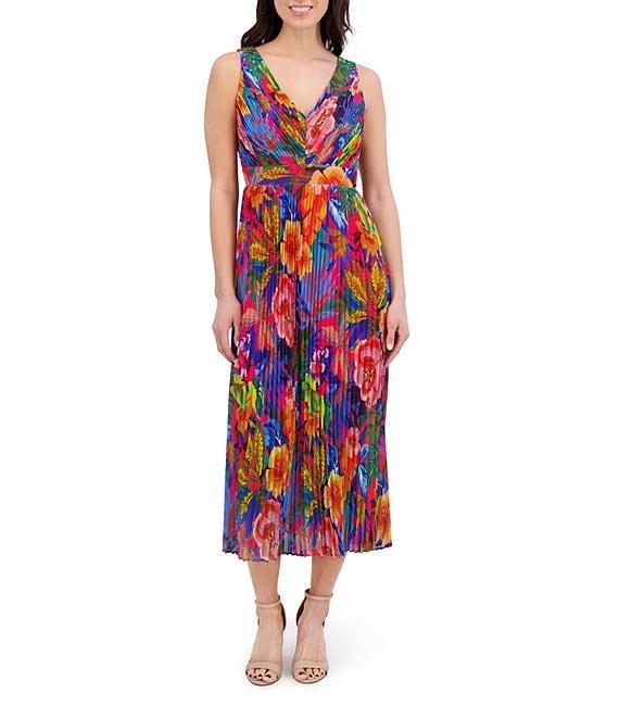 SIENA Pleated Chiffon Floral Print V-Neck Sleeveless A-Line Midi Dress Product Image