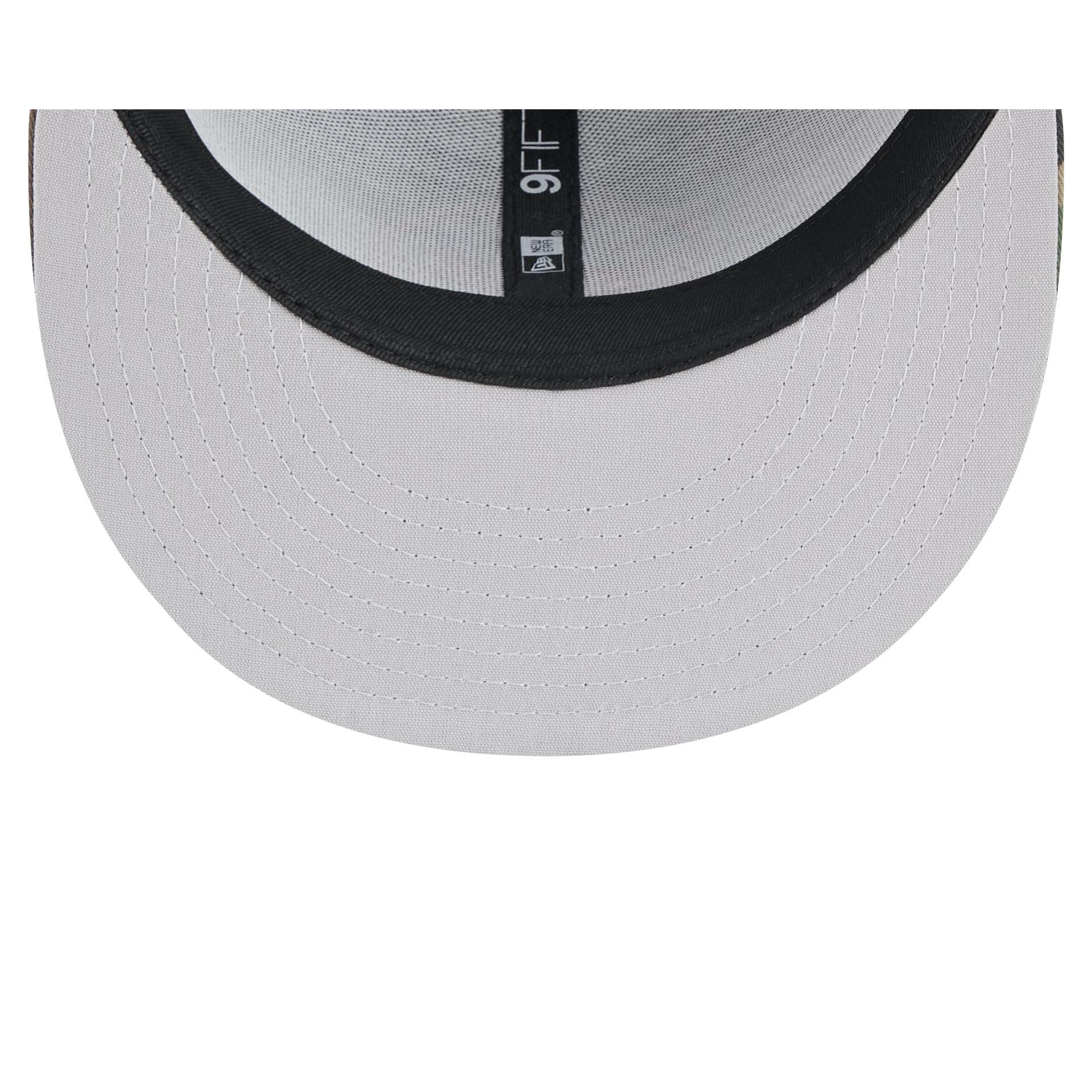 New York Islanders Camo 9FIFTY Trucker Hat Male Product Image