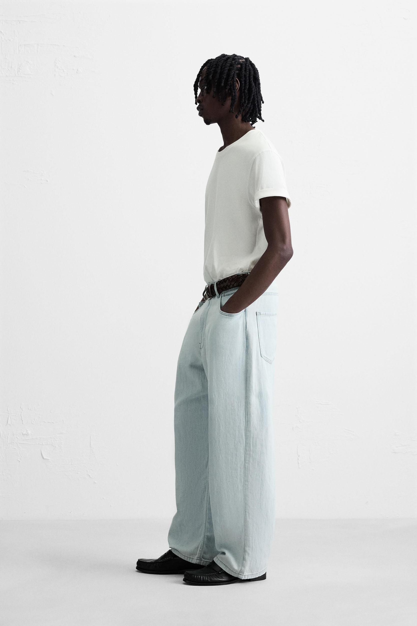 LIGHTWEIGHT LOOSE WIDE FIT JEANS Product Image