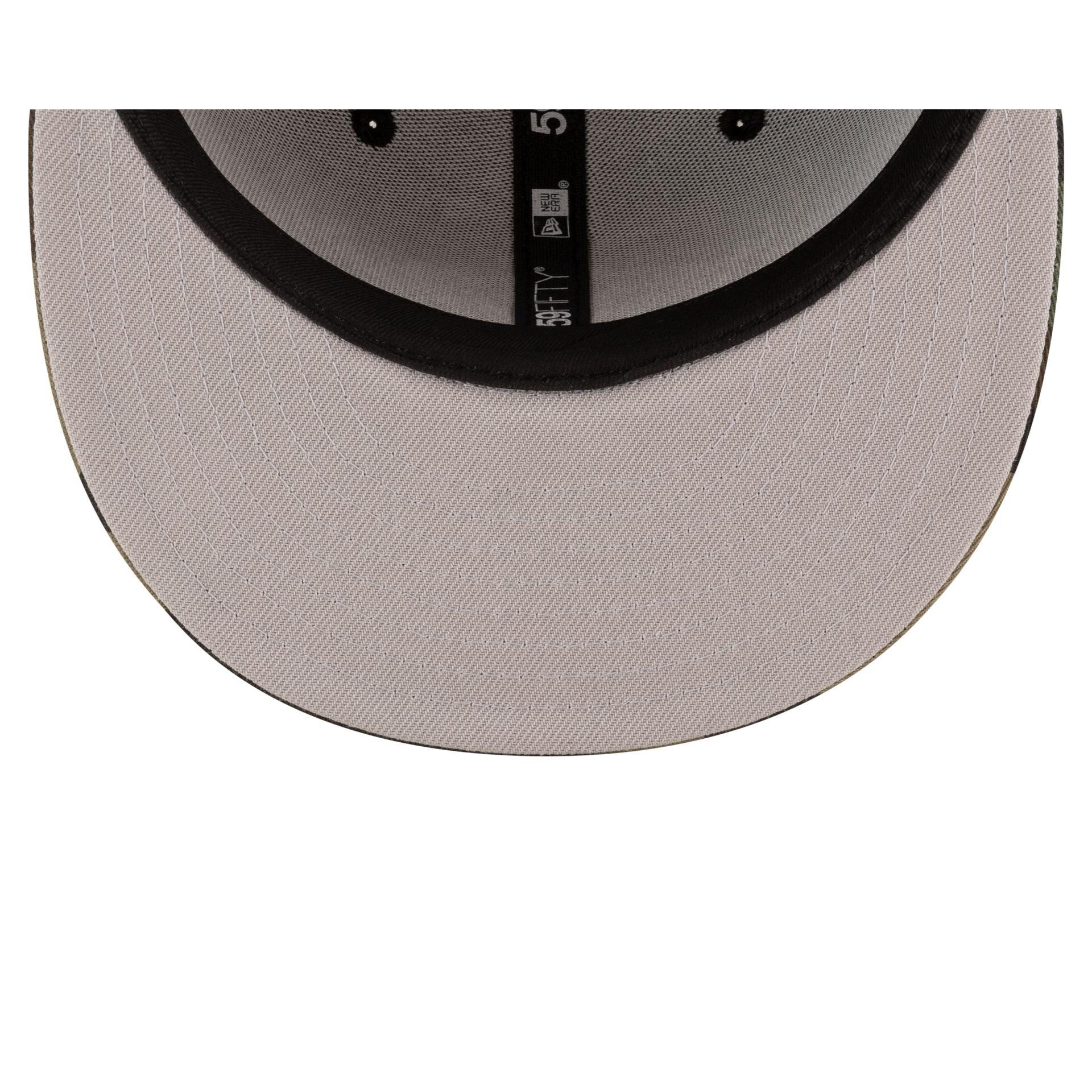 Cleveland Guardians Metallic Gold Logo 59FIFTY Fitted Hat Male Product Image