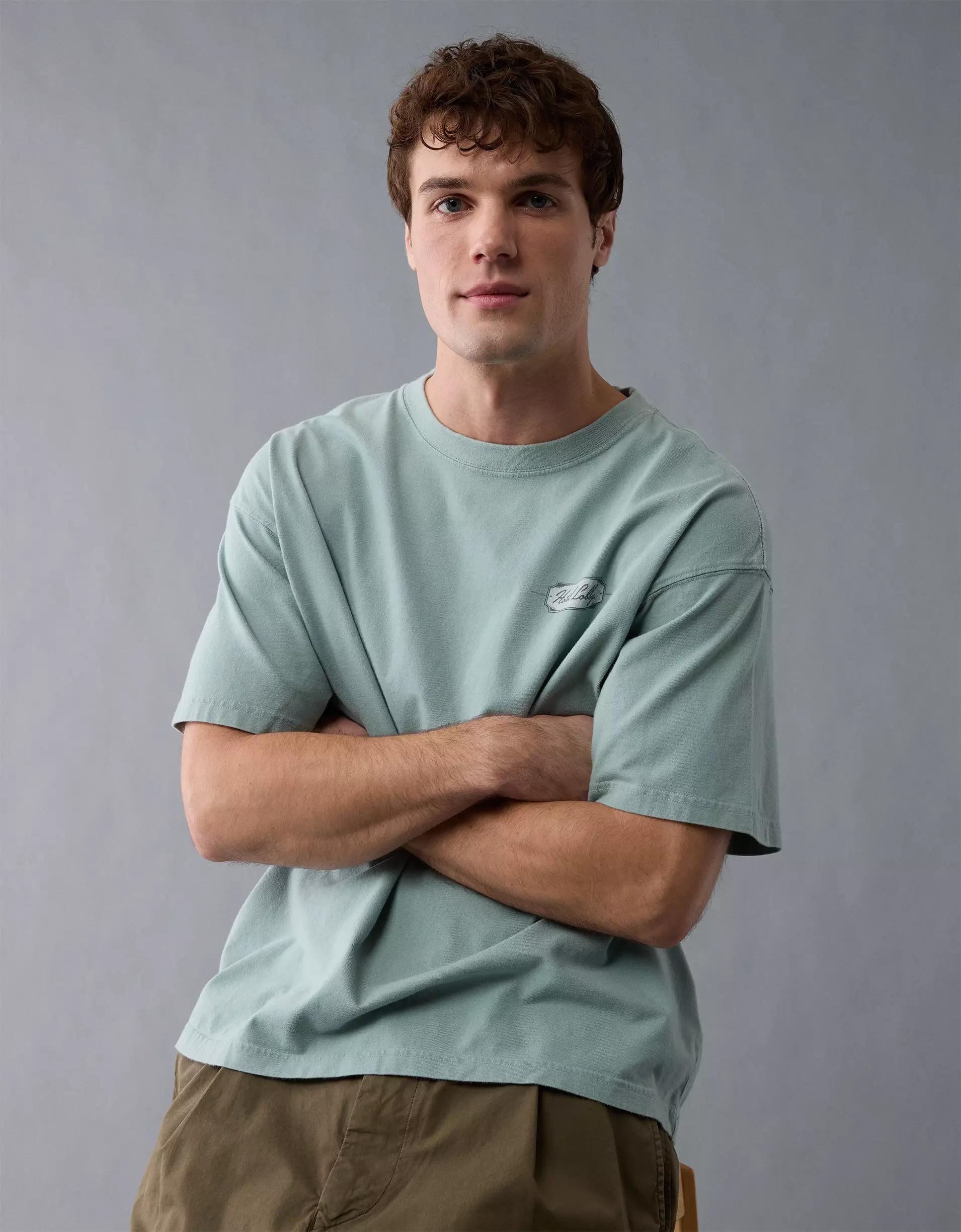 AE Boxy Graphic T-Shirt Product Image