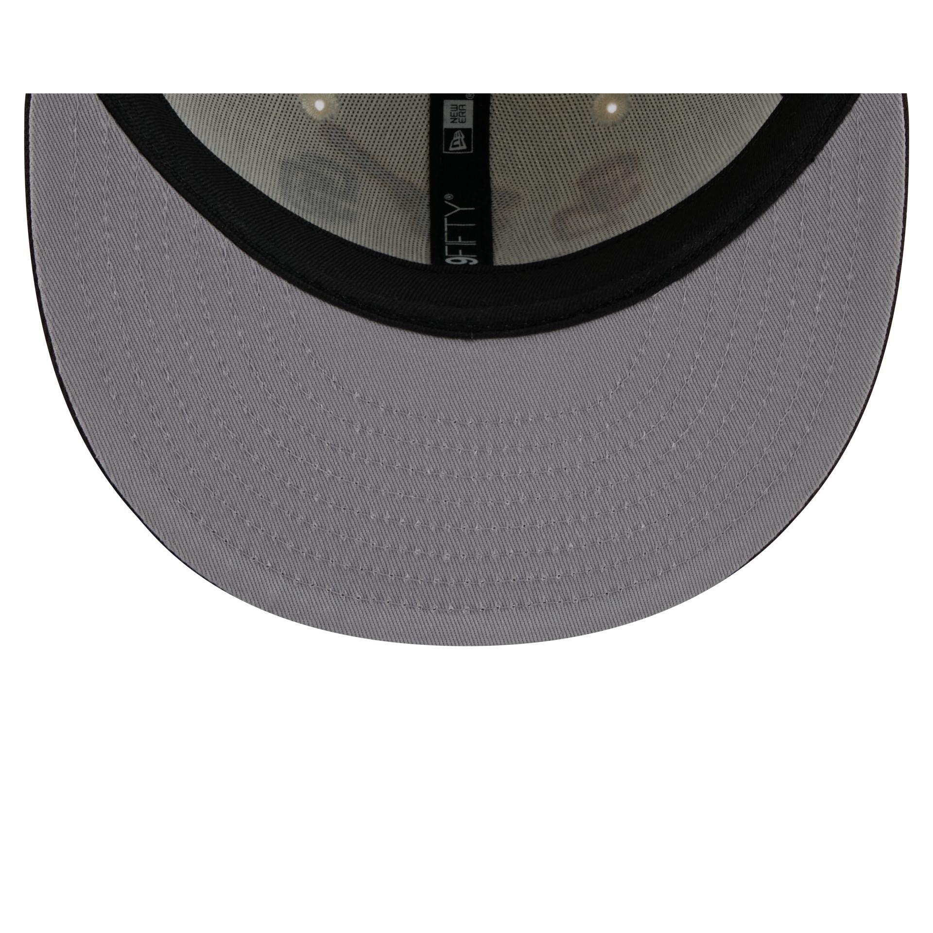 San Diego Padres Archive 9FIFTY Snapback Hat Male Product Image