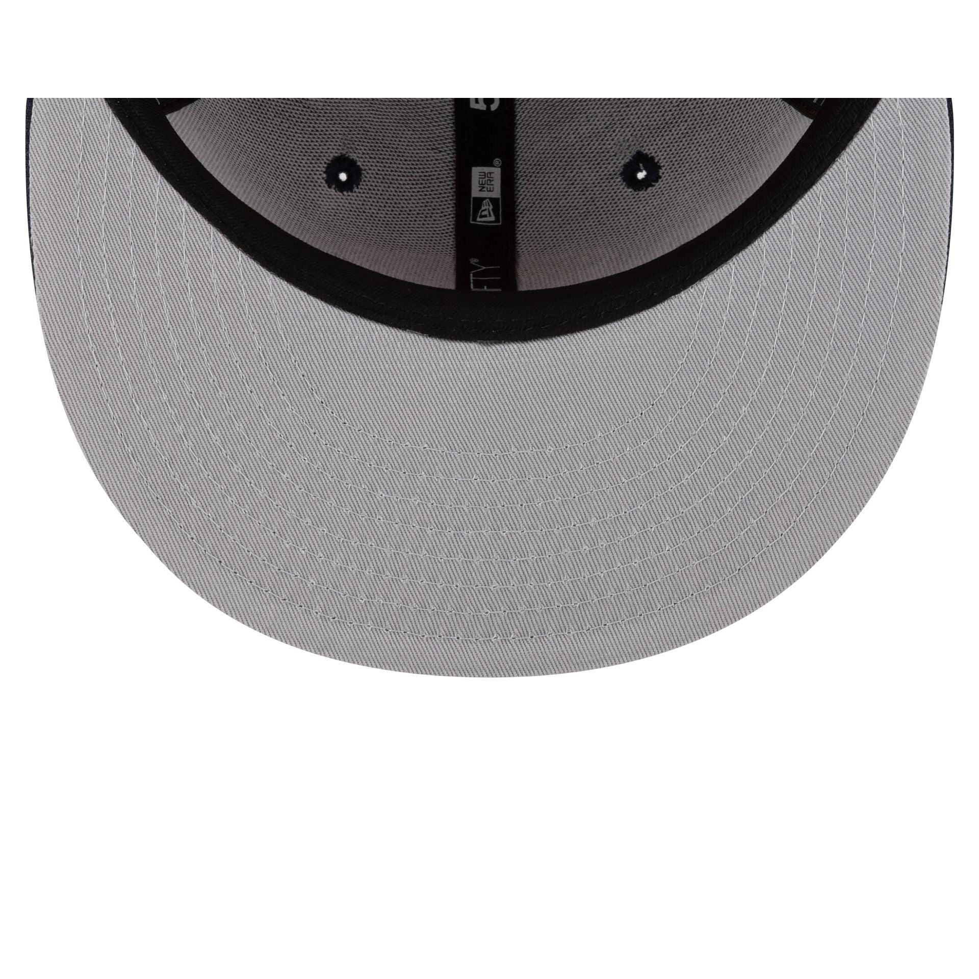 Chicago Bears Two-Tone Pinwheel 59FIFTY Fitted Hat Male Product Image