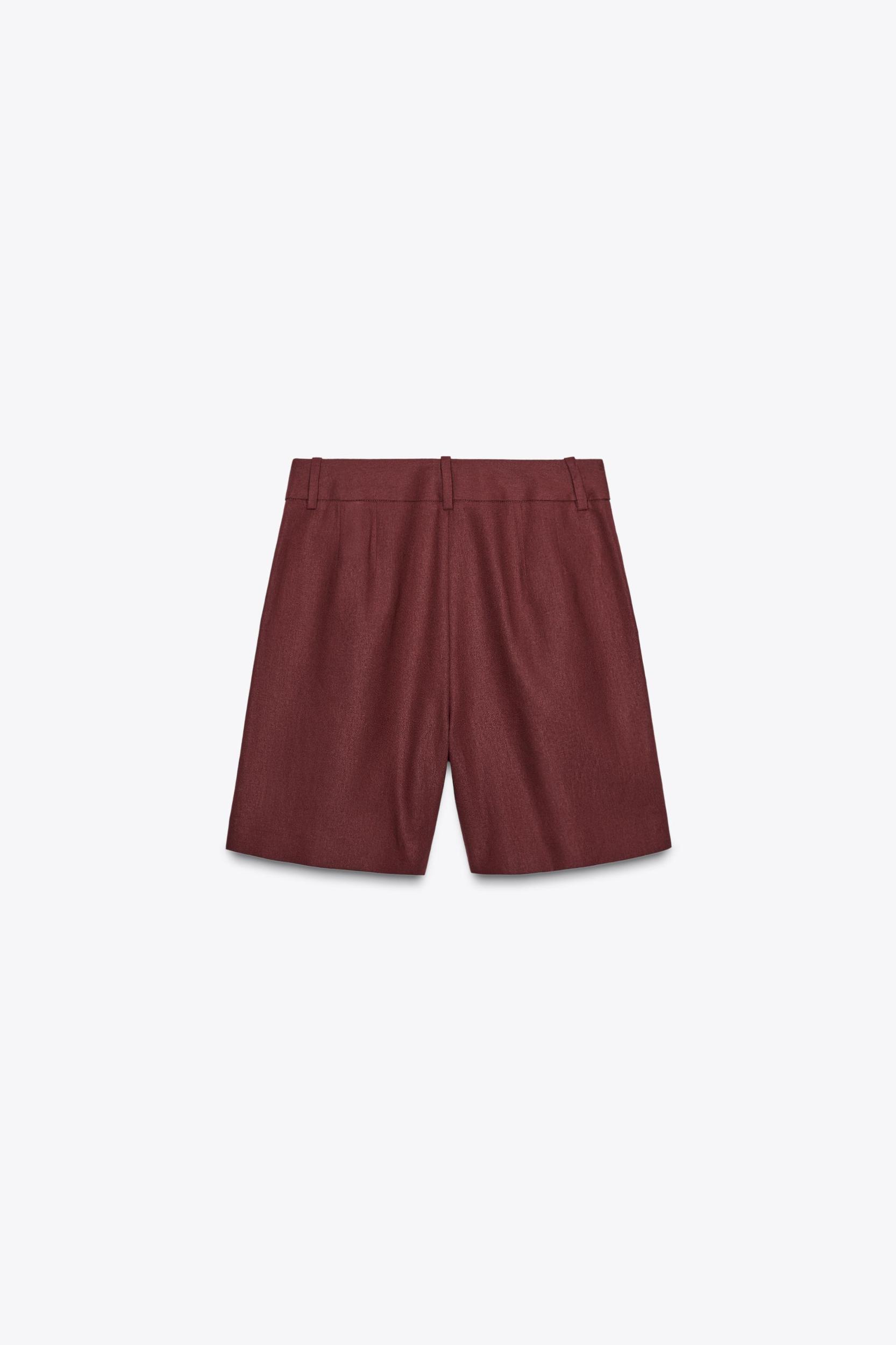 PLEATED LINEN BERMUDA SHORTS Product Image