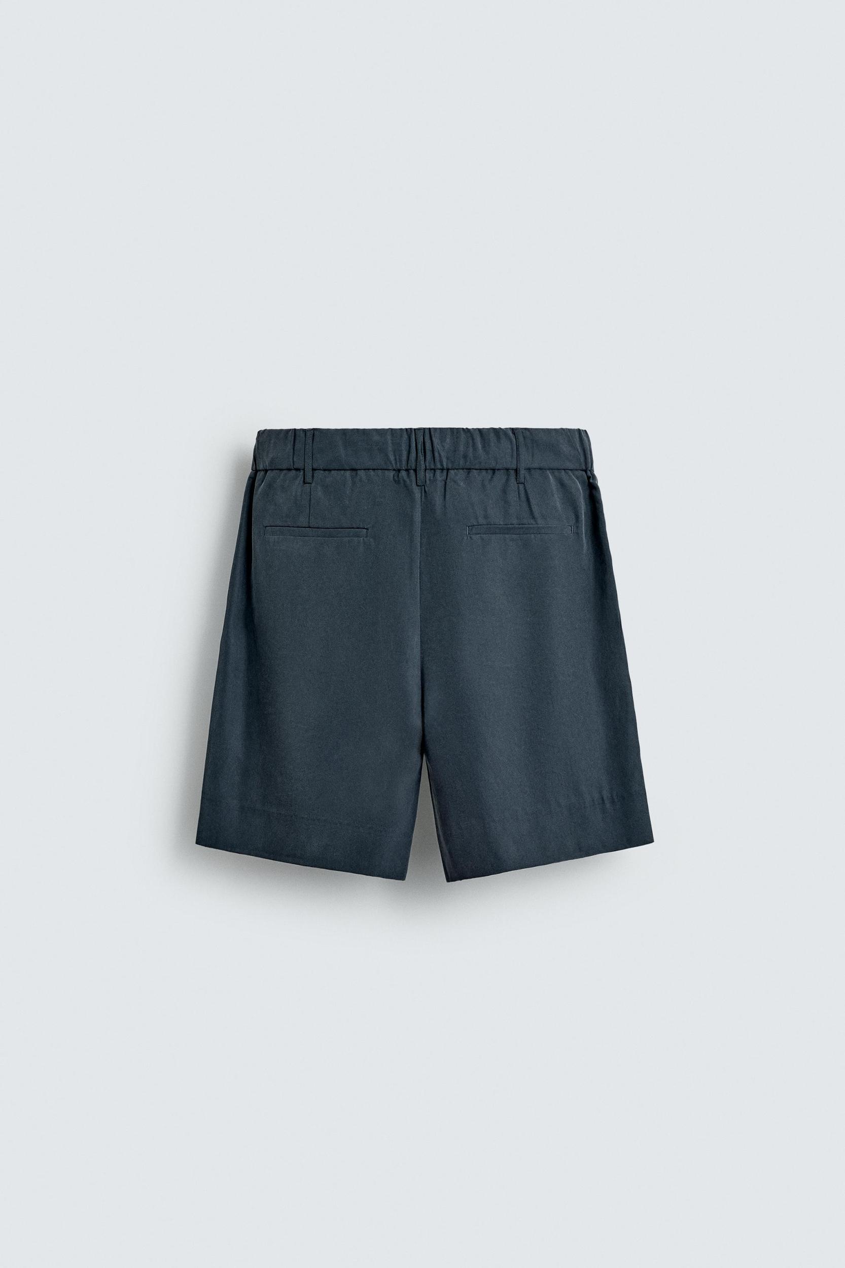 WASHED EFFECT RELAXED FIT SHORTS Product Image
