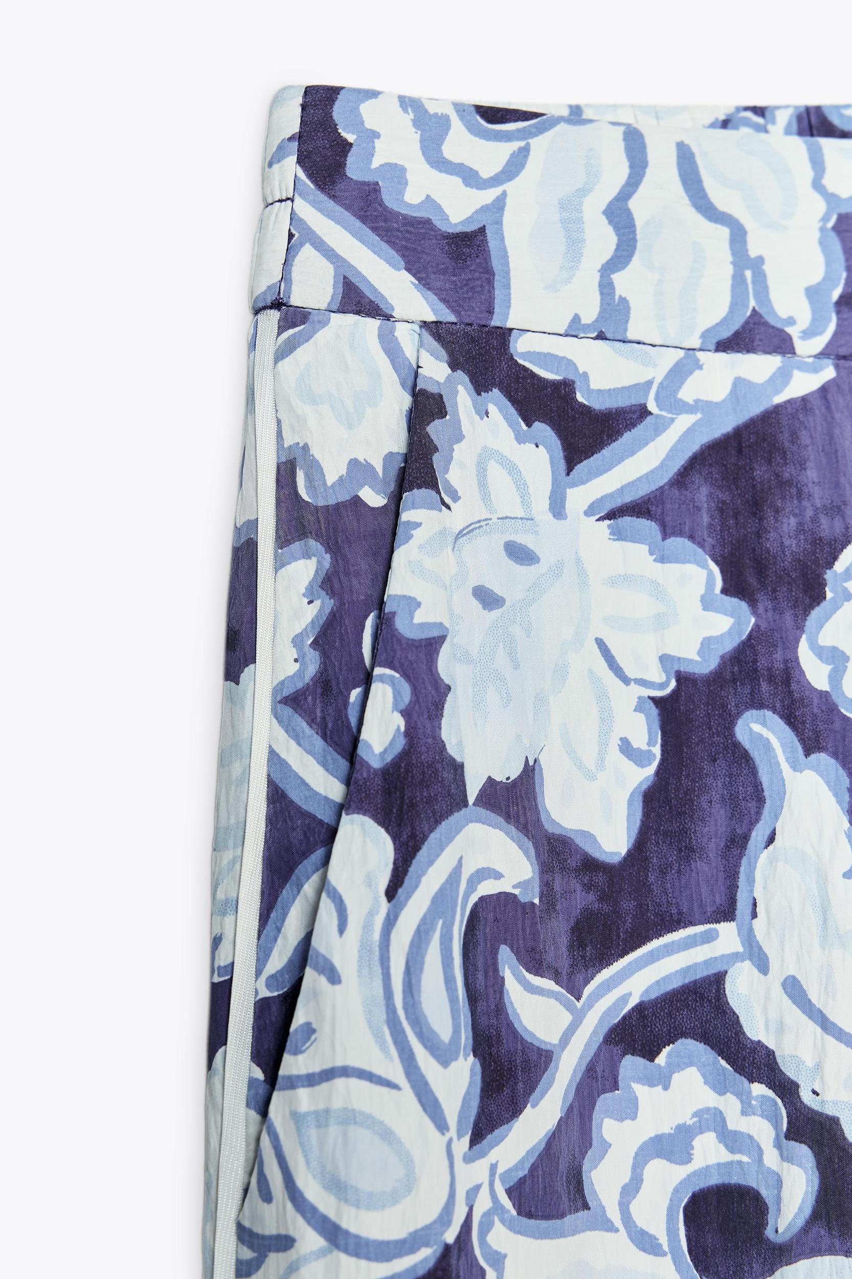 FLORAL PRINT PANTS Product Image