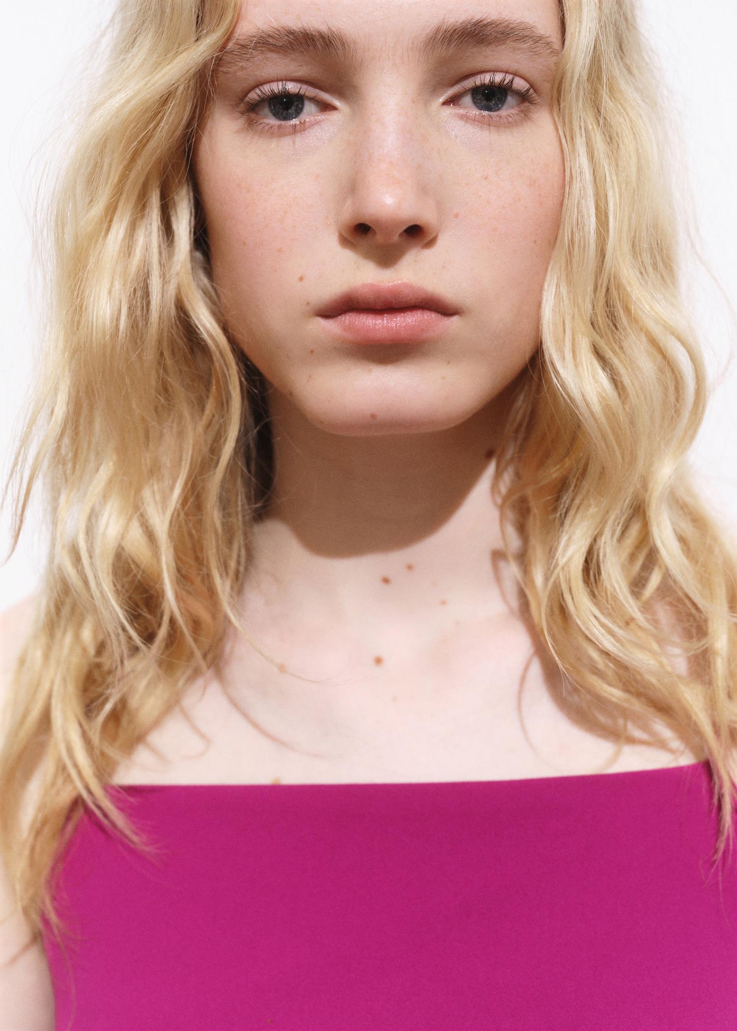 Buttoned crop top - Women | MANGO USA Product Image