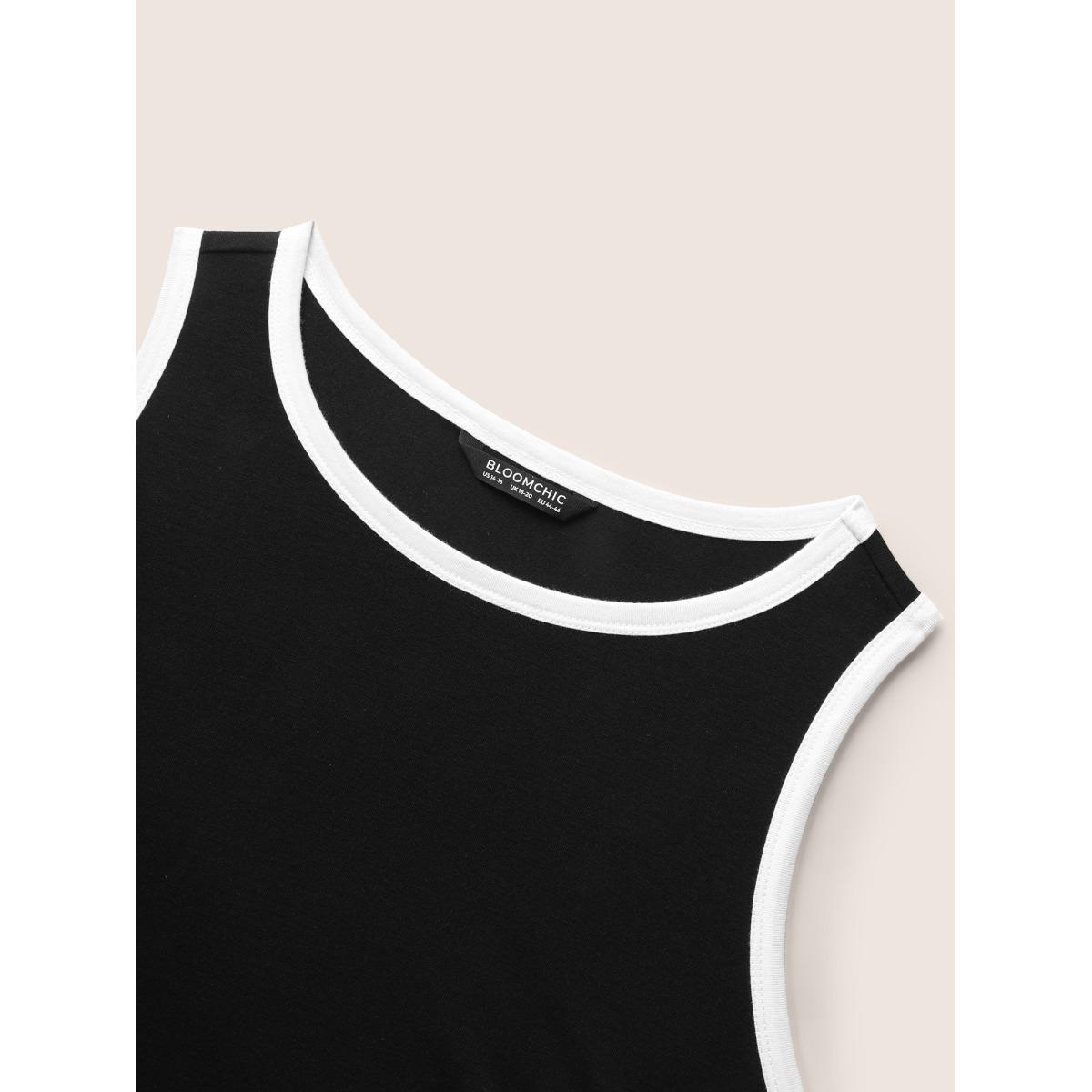 Plus Size Round Neck Contrast Trim Tank Top Women Black Casual Contrast Round Neck Everyday Tank Tops Camis BloomChic 22-24/3X Product Image
