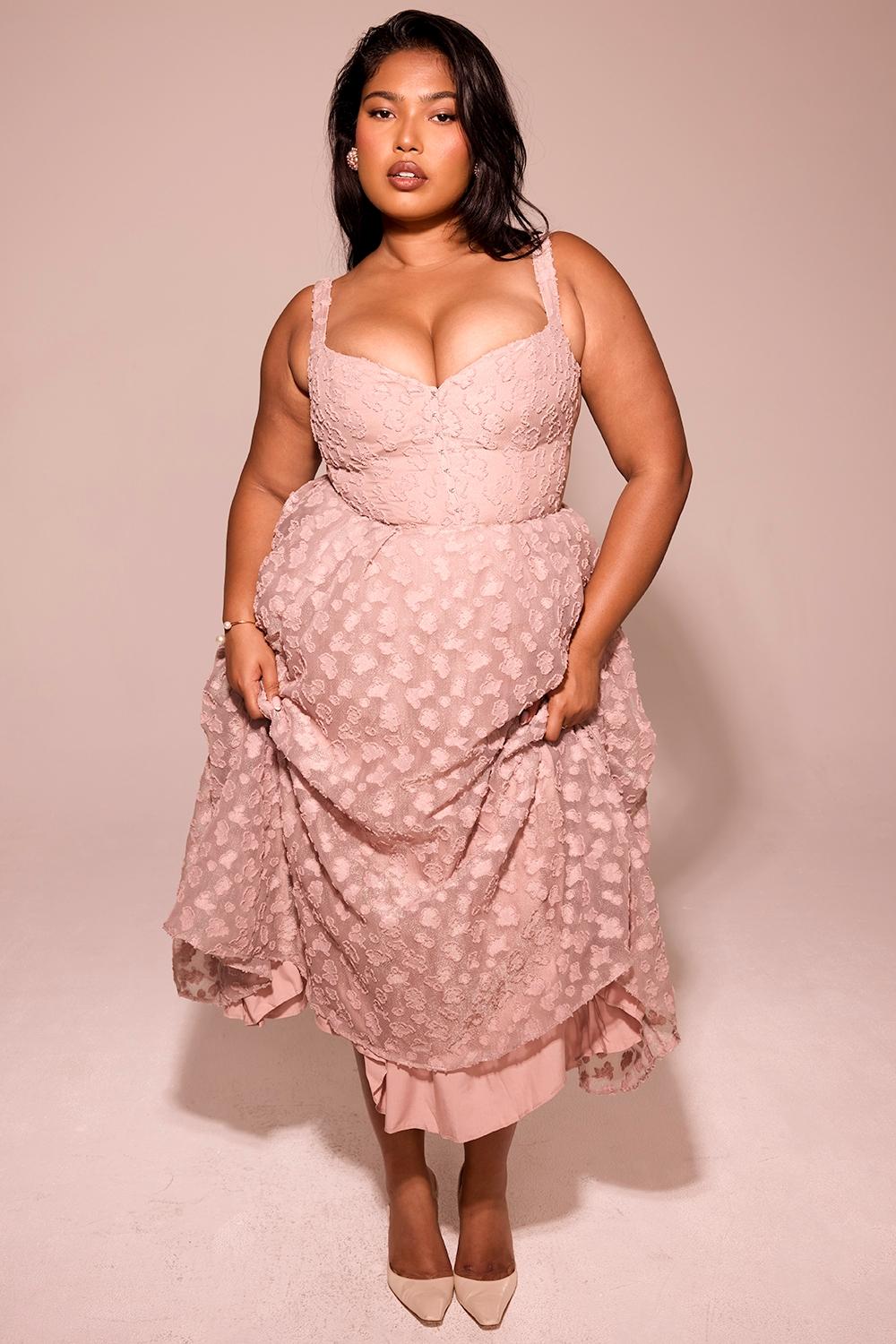 Lovely  french rose jacquard sweetheart neckline midi dress - sale Product Image