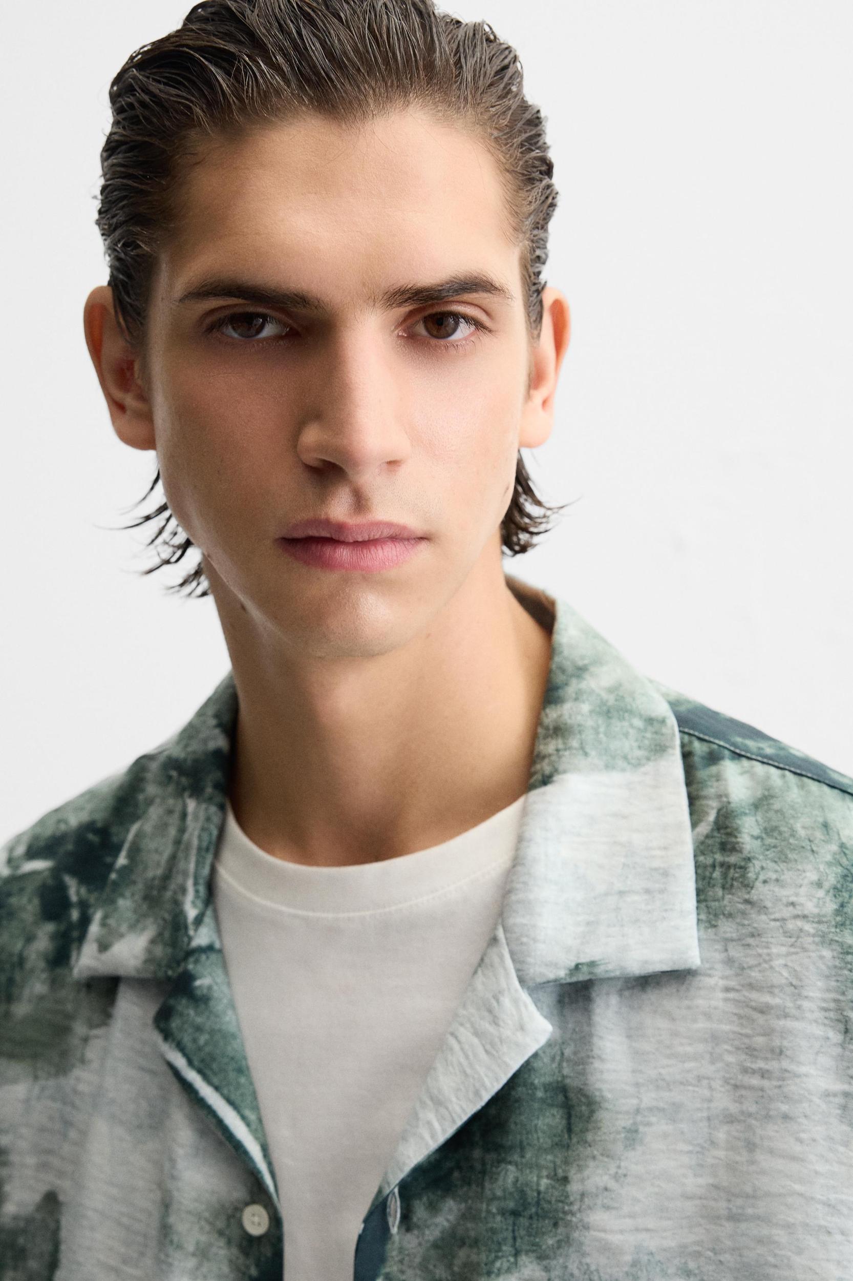 ABSTRACT PRINT SHIRT Product Image