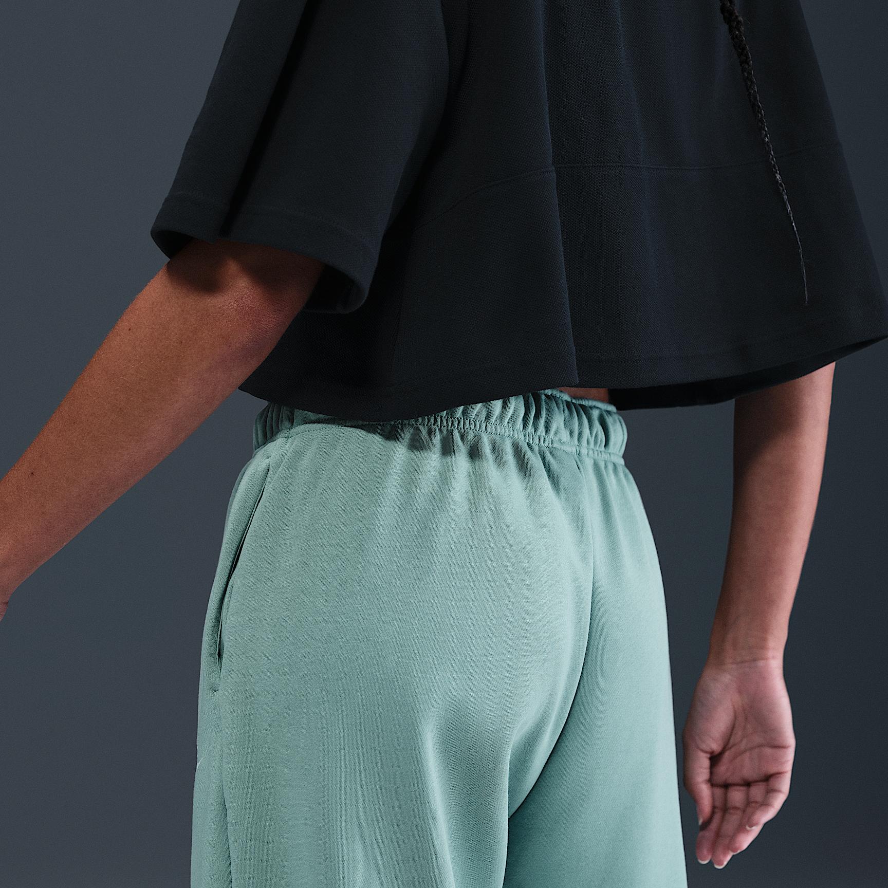 Womens Nike Sportswear Club Fleece Mid-Rise Oversized Sweatpants | DQ5800-214 Product Image