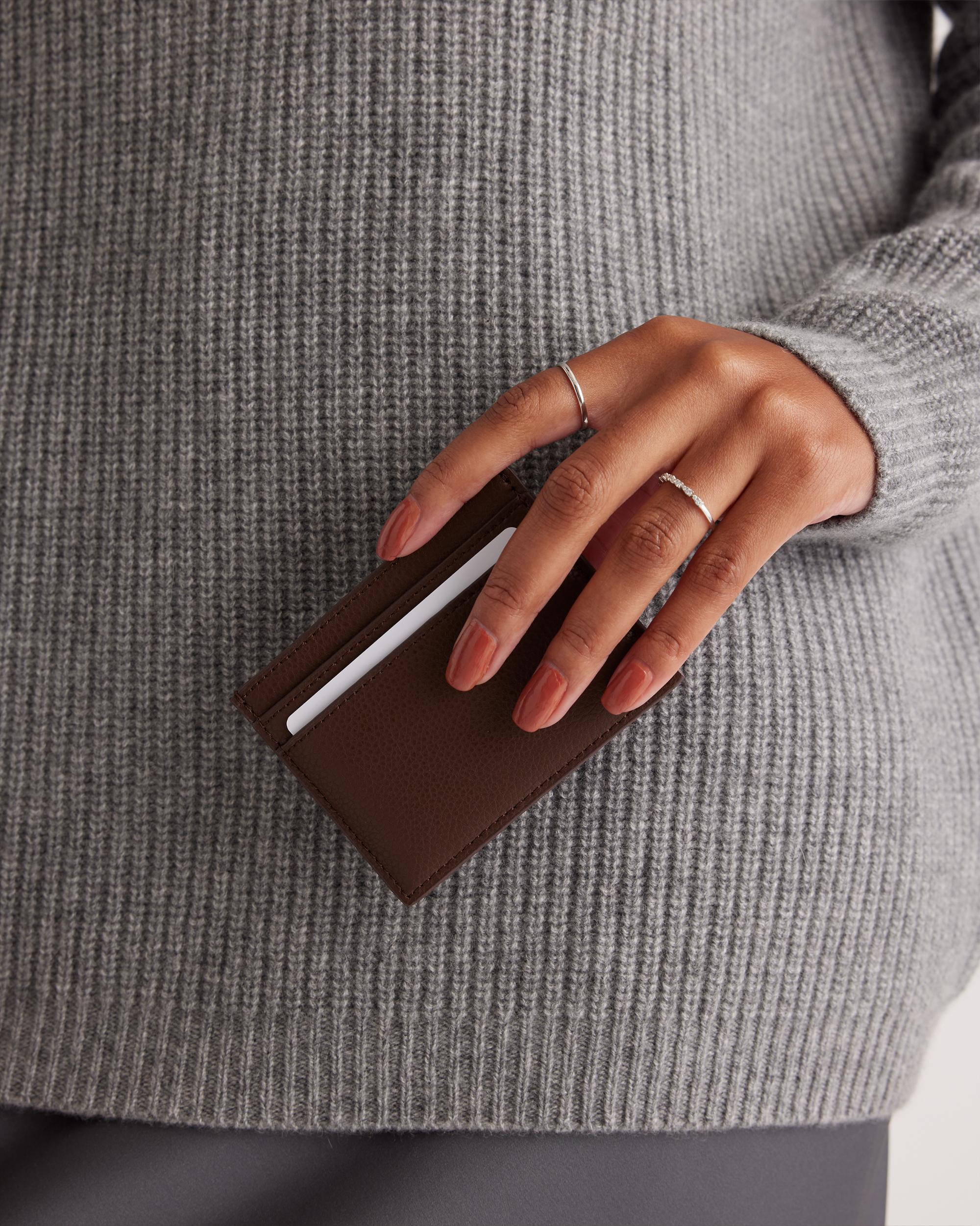 Quince | Women's Italian Leather Slim Card Case Product Image