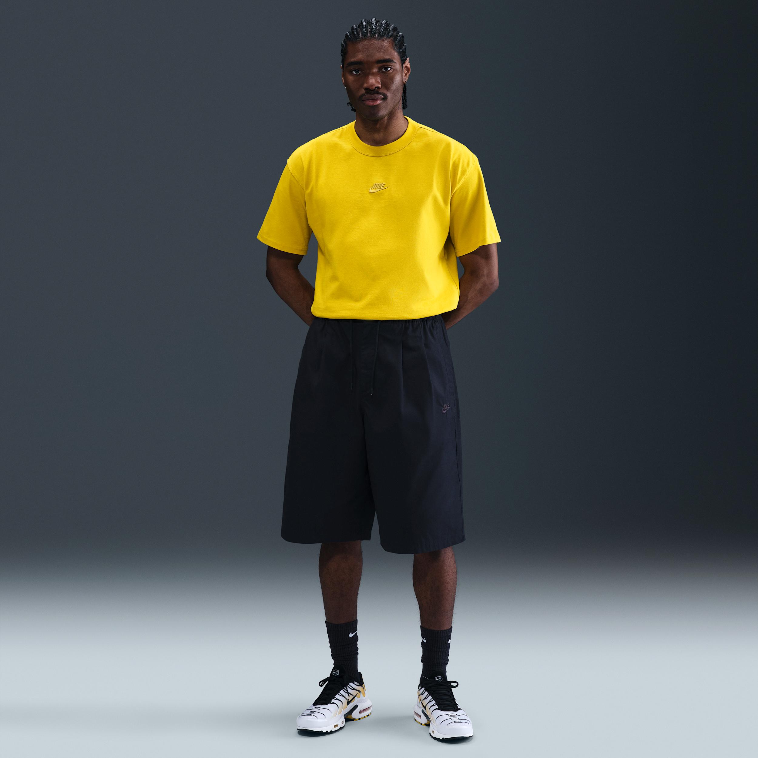 Mens Nike Sportswear Premium Essentials T-Shirt | DO7392-726 Product Image