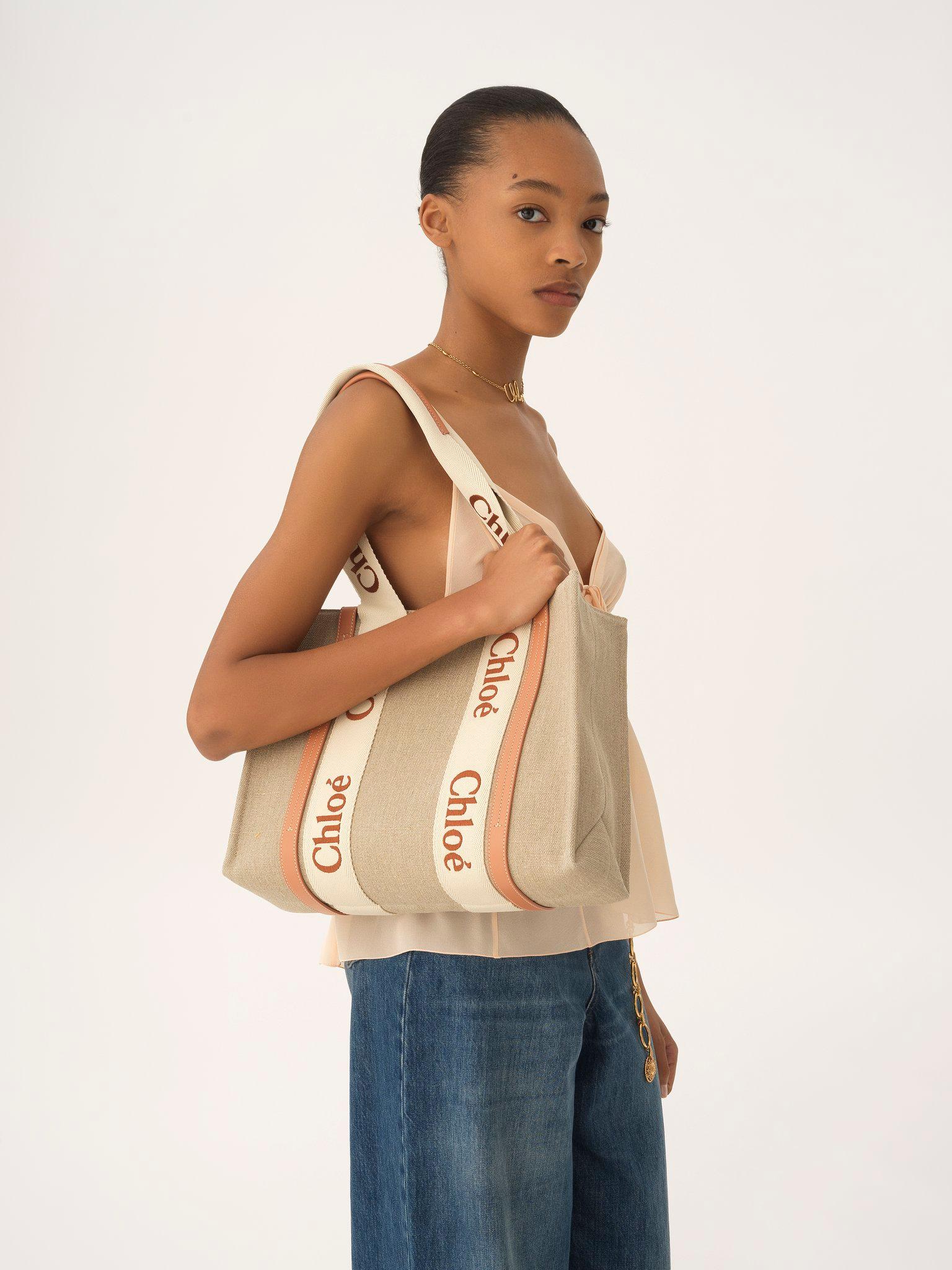 Woody tote bag in linen Product Image