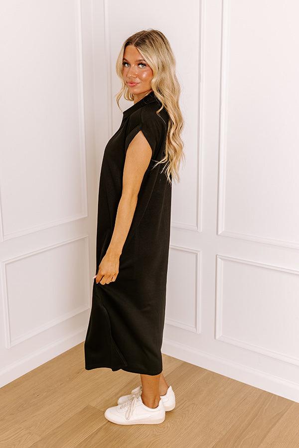 Cue The Casual T-shirt Midi Dress in Black Product Image
