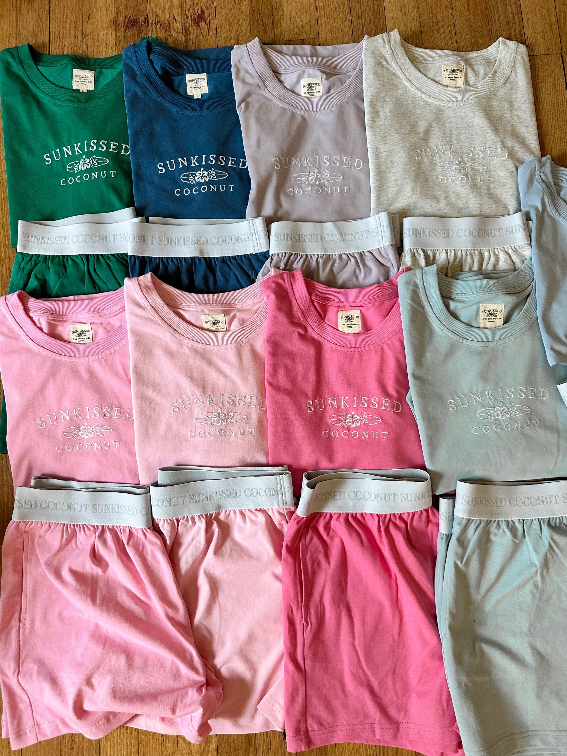 Coastal Blue Basic Watercolor Shorts Product Image