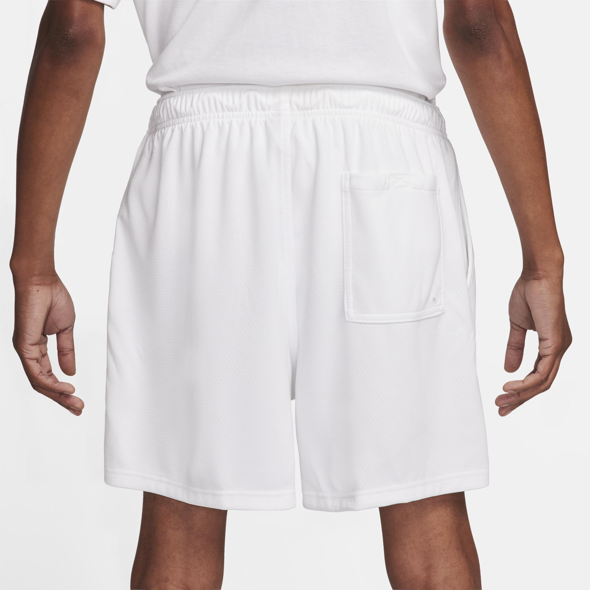 Nike Men's Club Mesh Flow Shorts Product Image