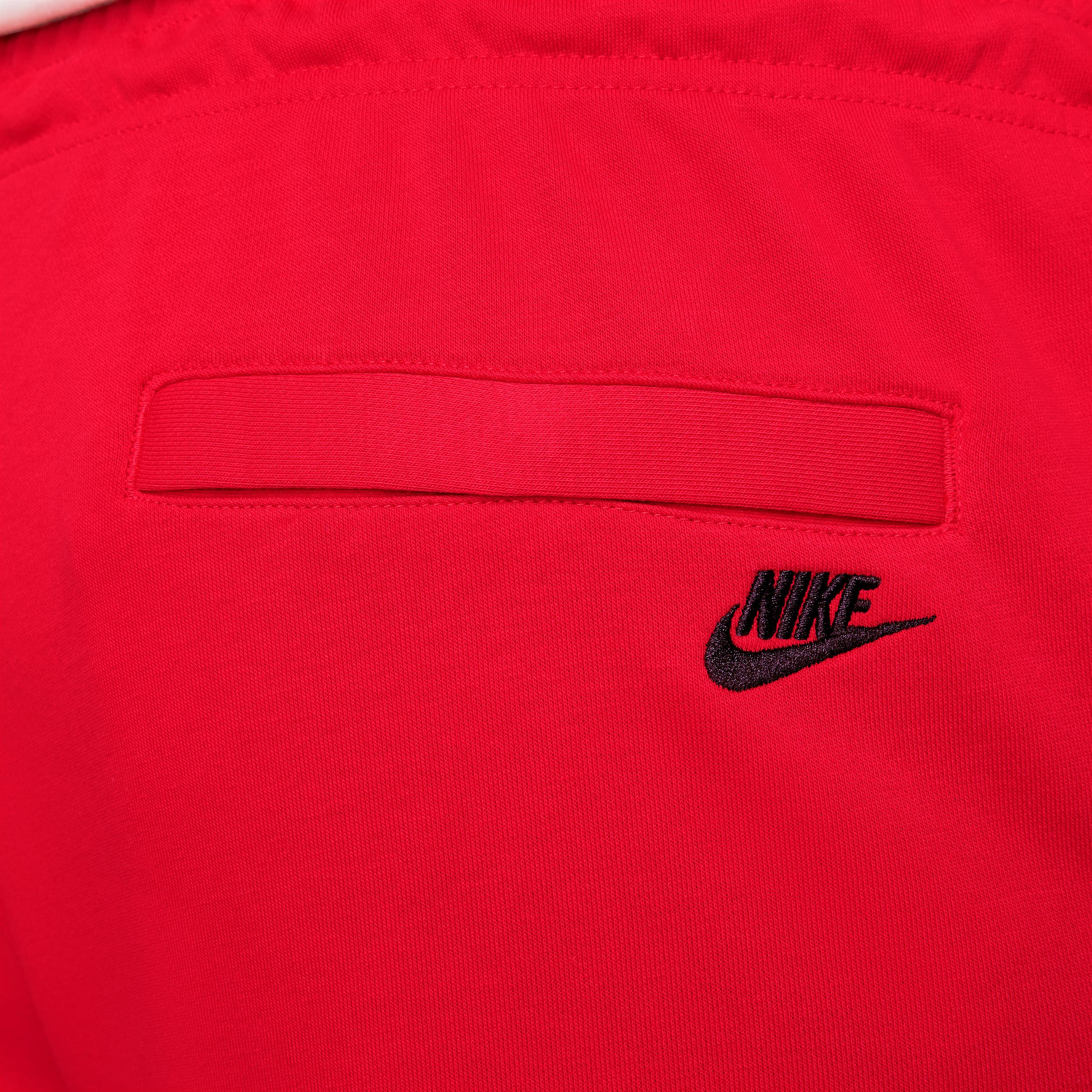 Nike Men's Club French Terry Jogger Pants Product Image