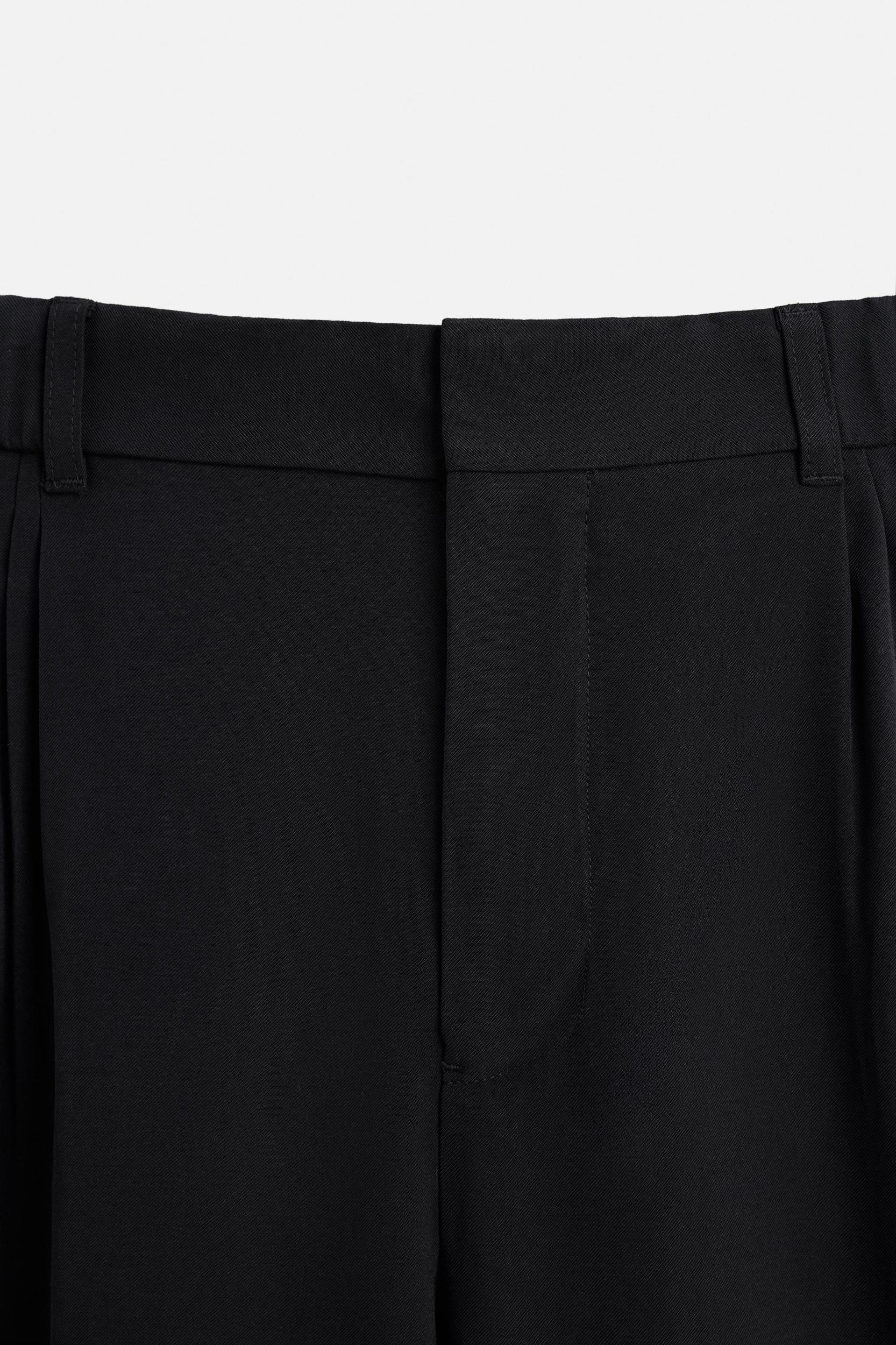 RELAXED STRAIGHT FIT PANTS Product Image