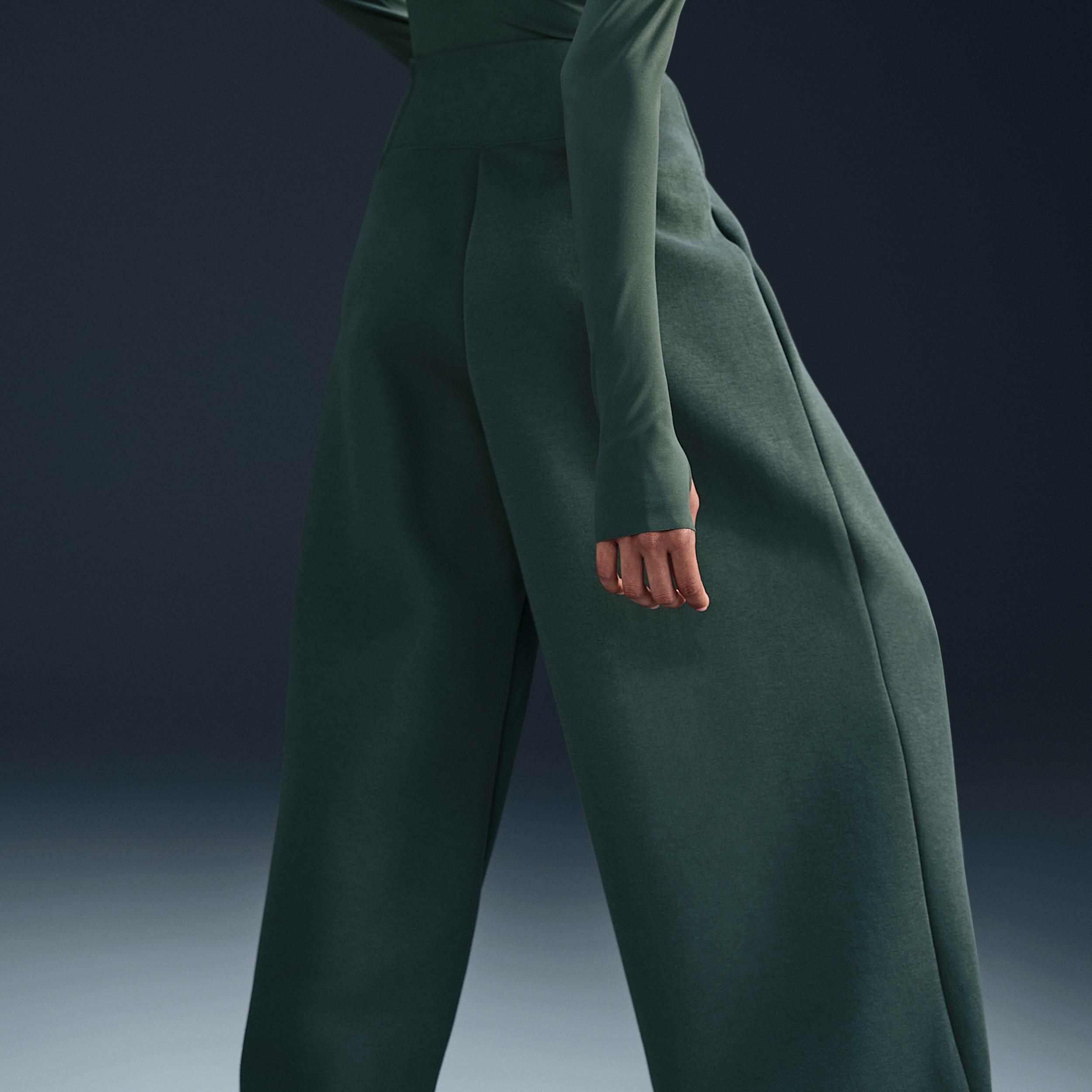 Nike Sportswear Tech Fleece Women's High-Waisted Pleated Pants Product Image