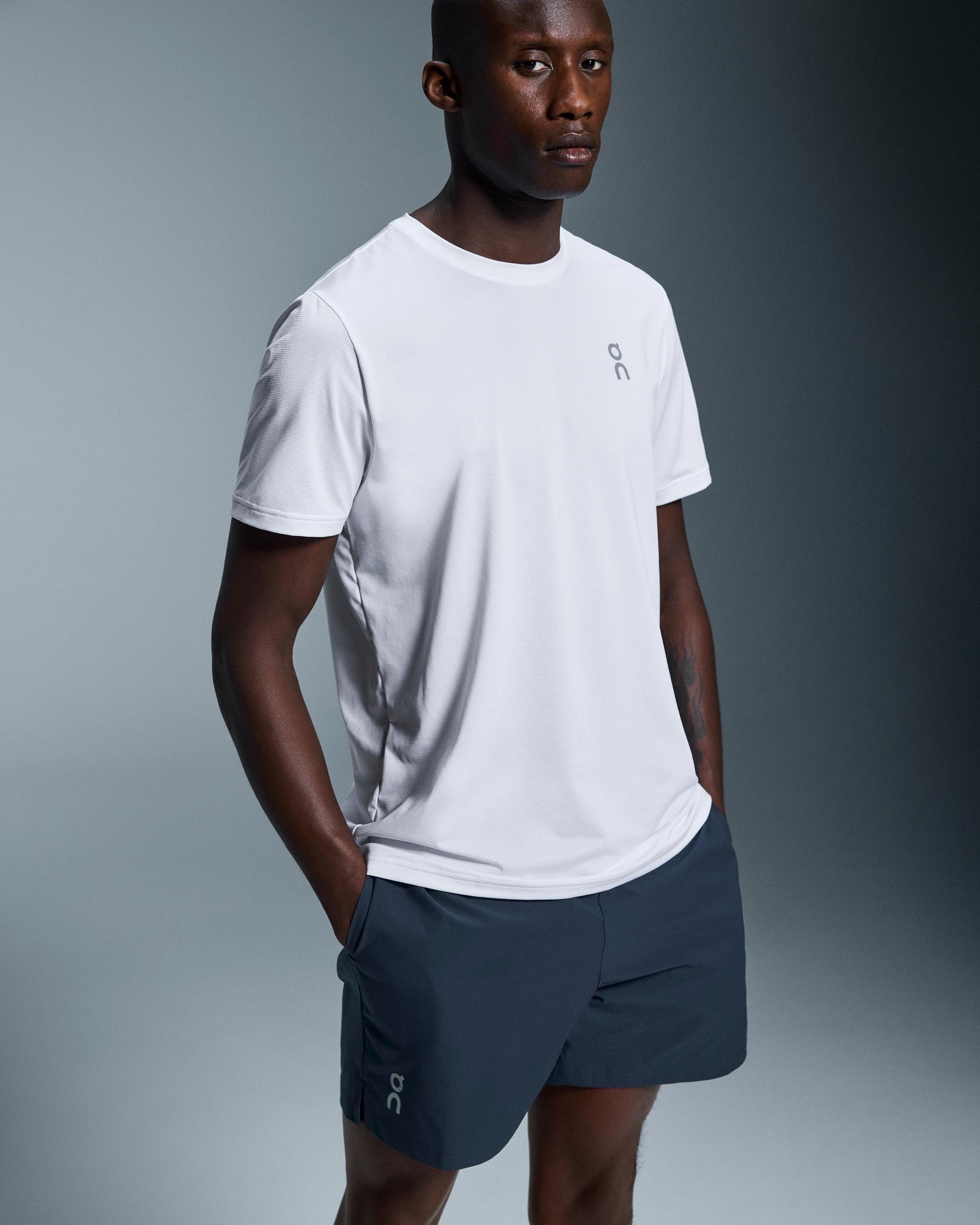 7" Core Shorts: Men's Running Shorts Product Image