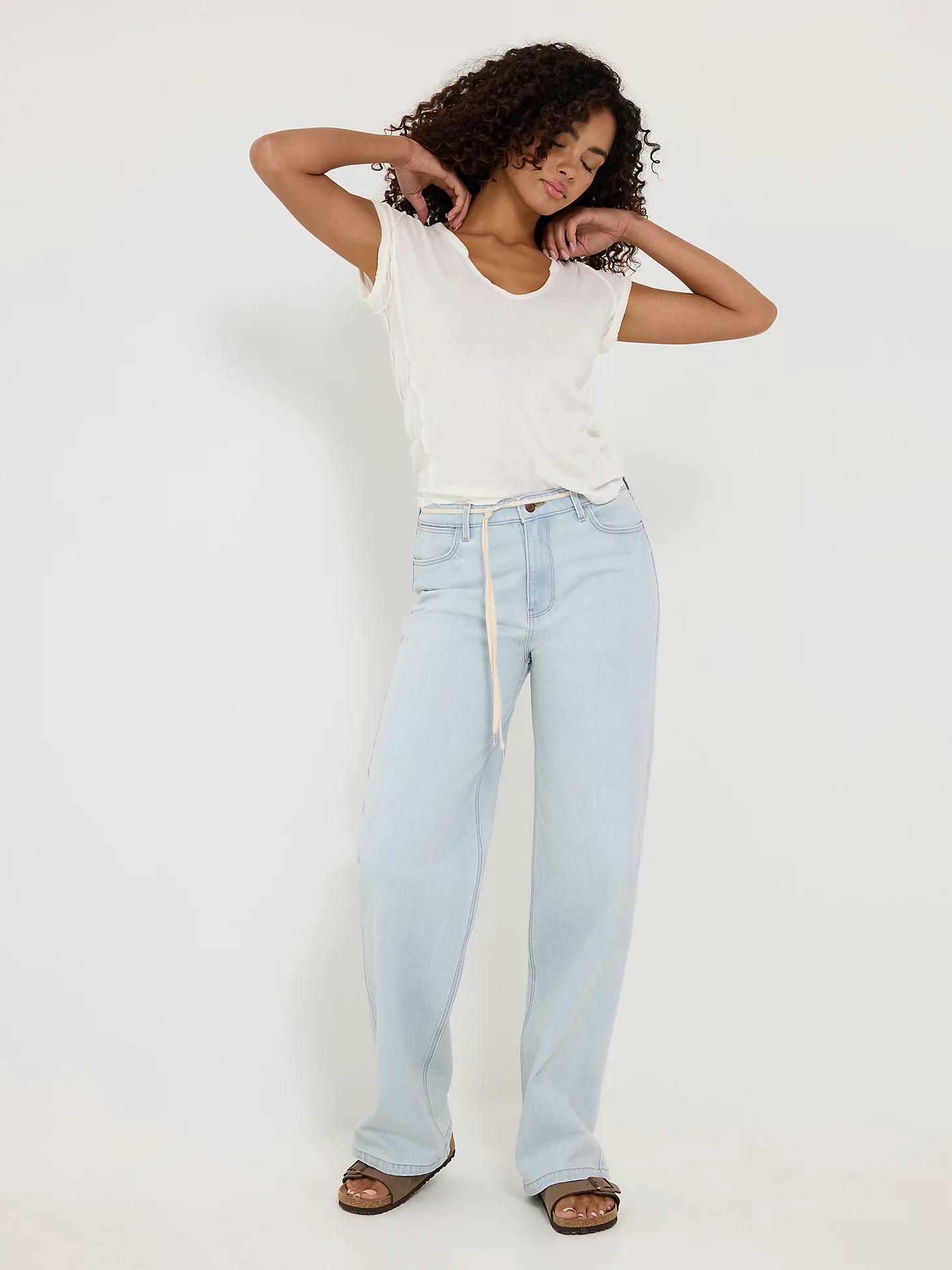 Women's Mid Rise Loose Jean in Daisy Product Image